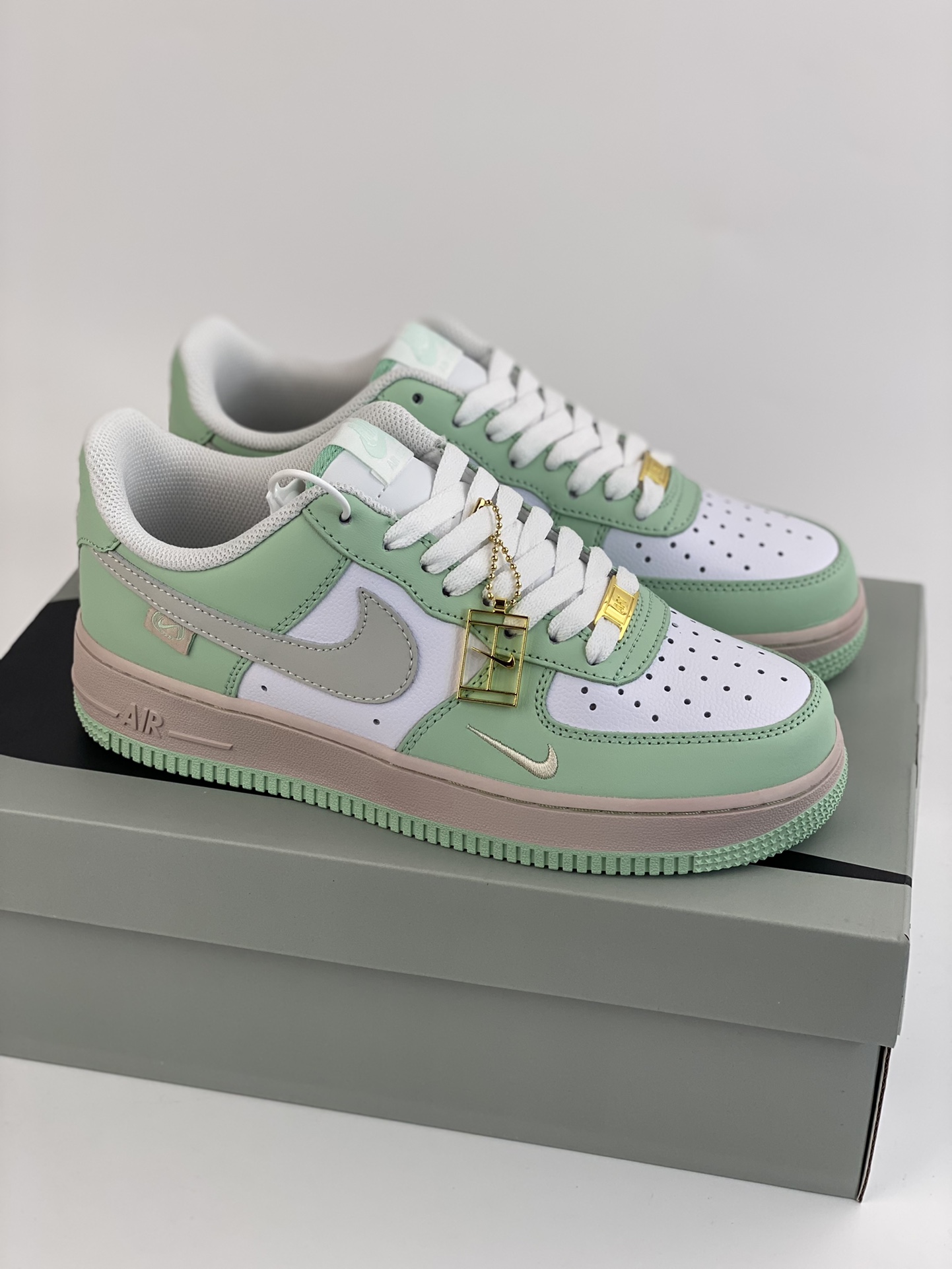 240 Nike Air Force 1 Low 07 拼接抹茶绿 DB3301-099