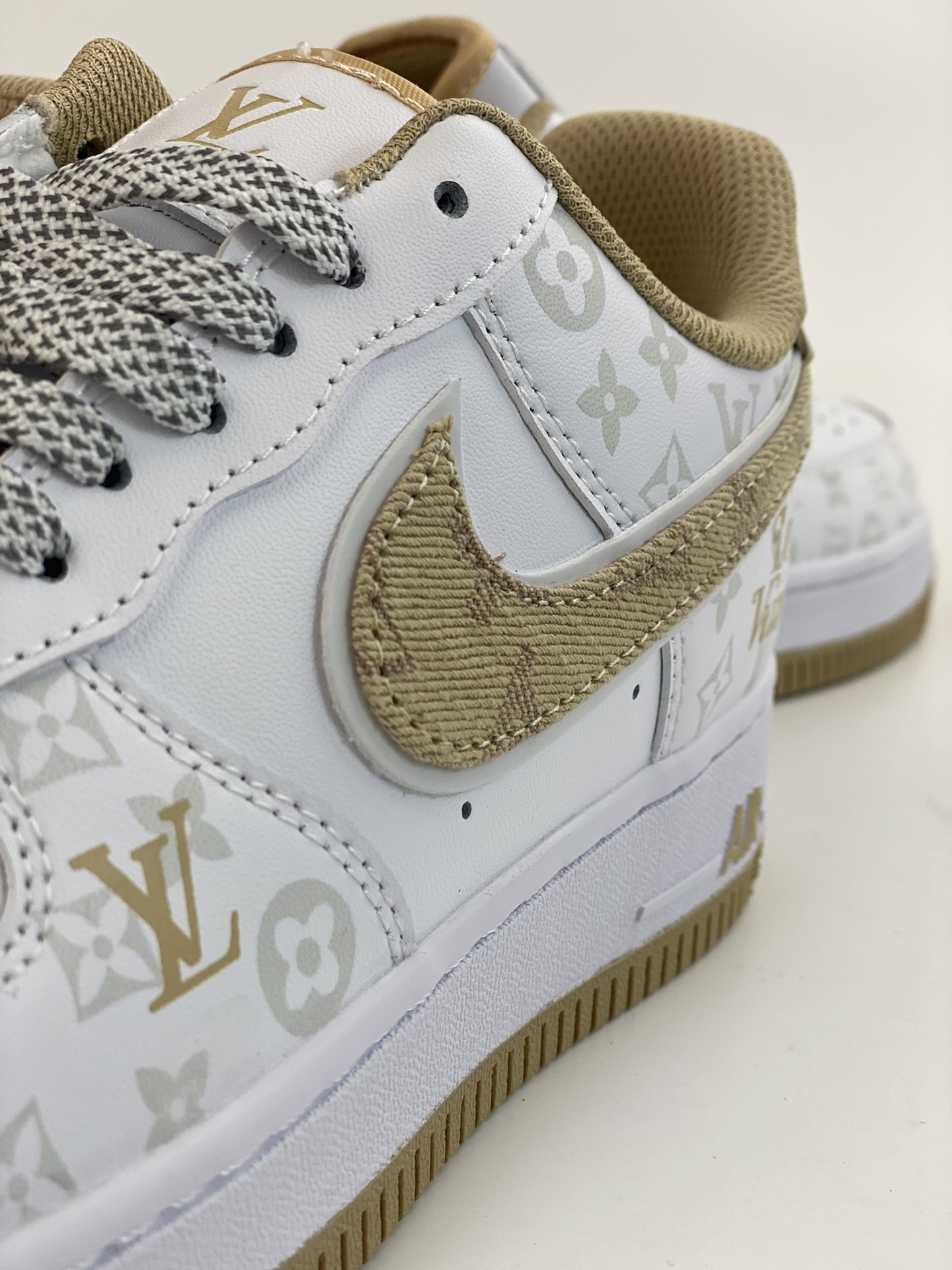 260 Nike Air Force 1 Low 07 LV联名卡其牛仔 CV0670-100