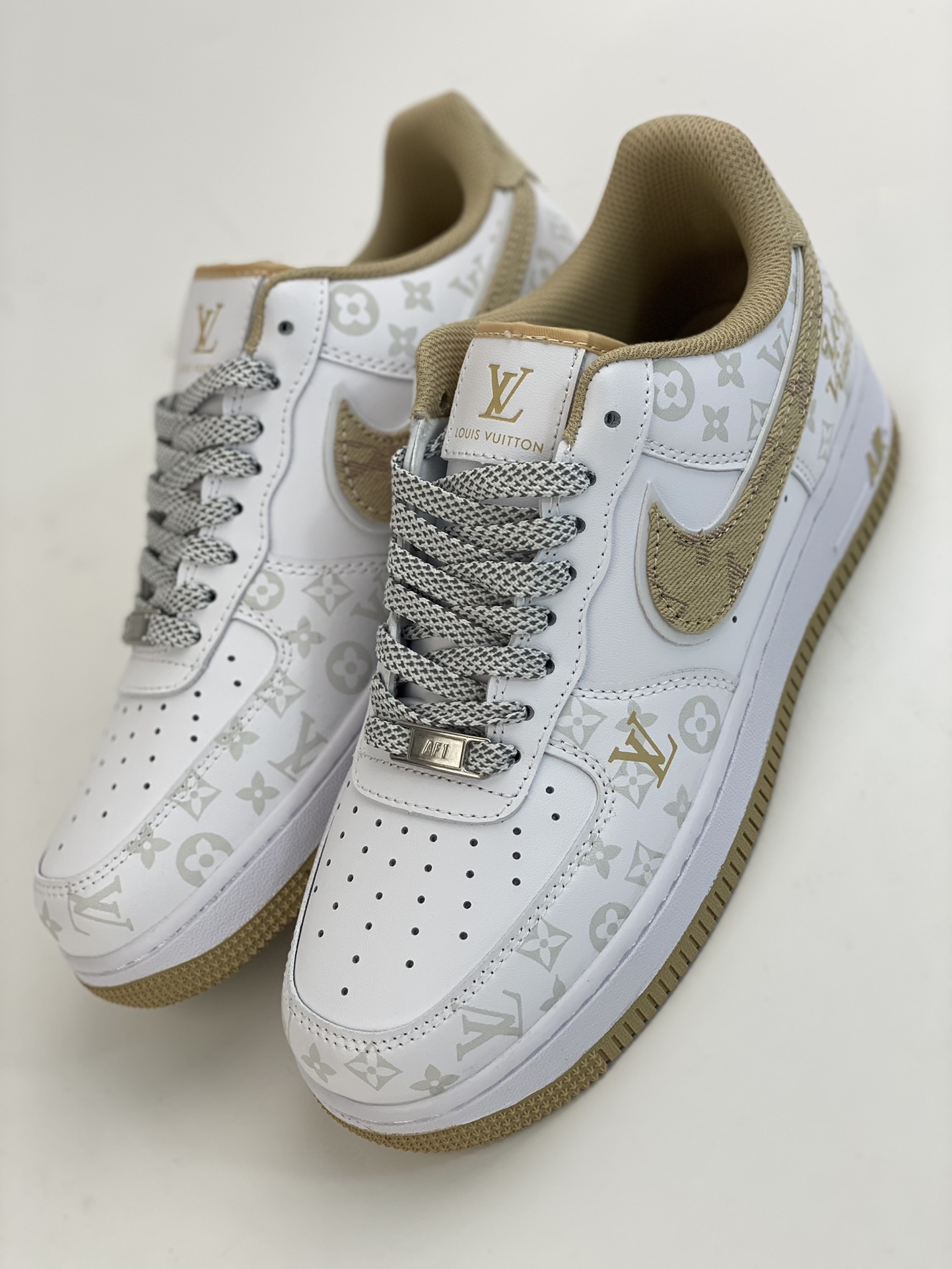 260 Nike Air Force 1 Low 07 LV联名卡其牛仔 CV0670-100