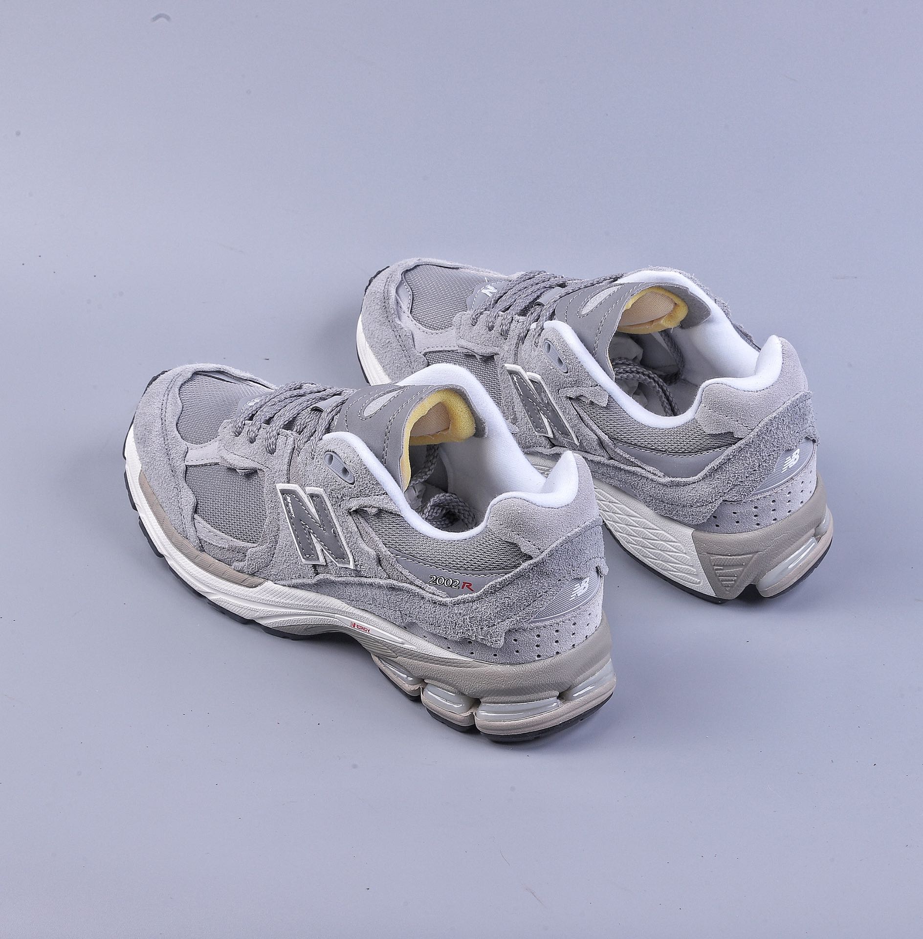 New Balance 2002 series retro casual running shoes M2002RDM