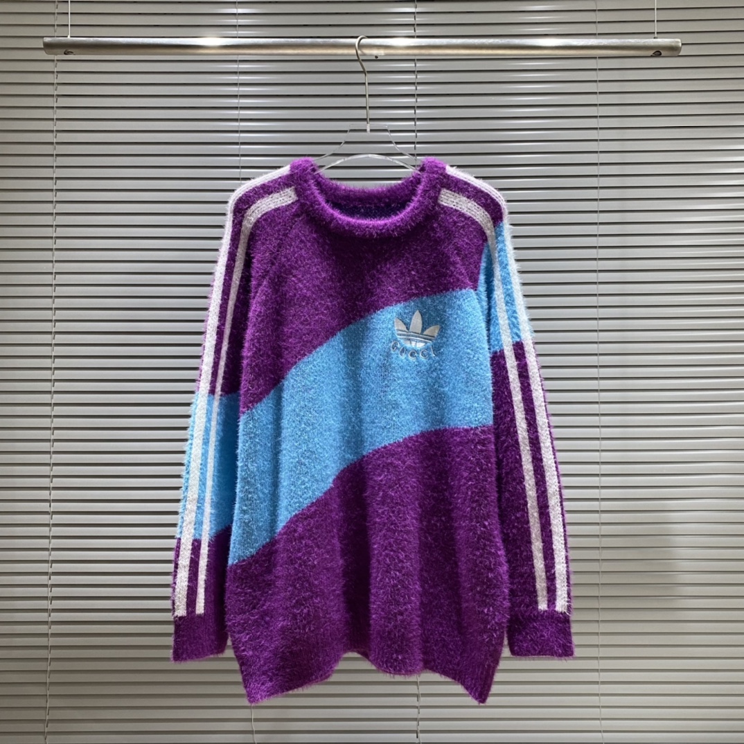 Suéter de cuello redondo con pequeño logo bordado G y trébol GU, color: púrpura, tallas: S M L XL XXL
