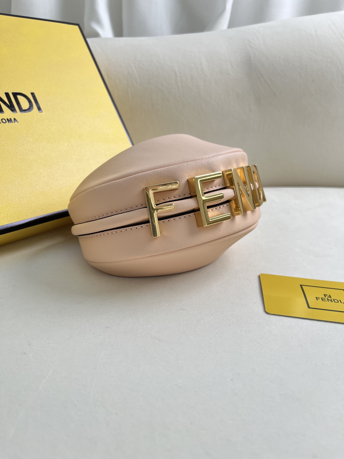 Fendi Fendipraphy Small Pink Leather Shoulder Bag, 16.5x14x5cm 5 i1682929664 1009 4