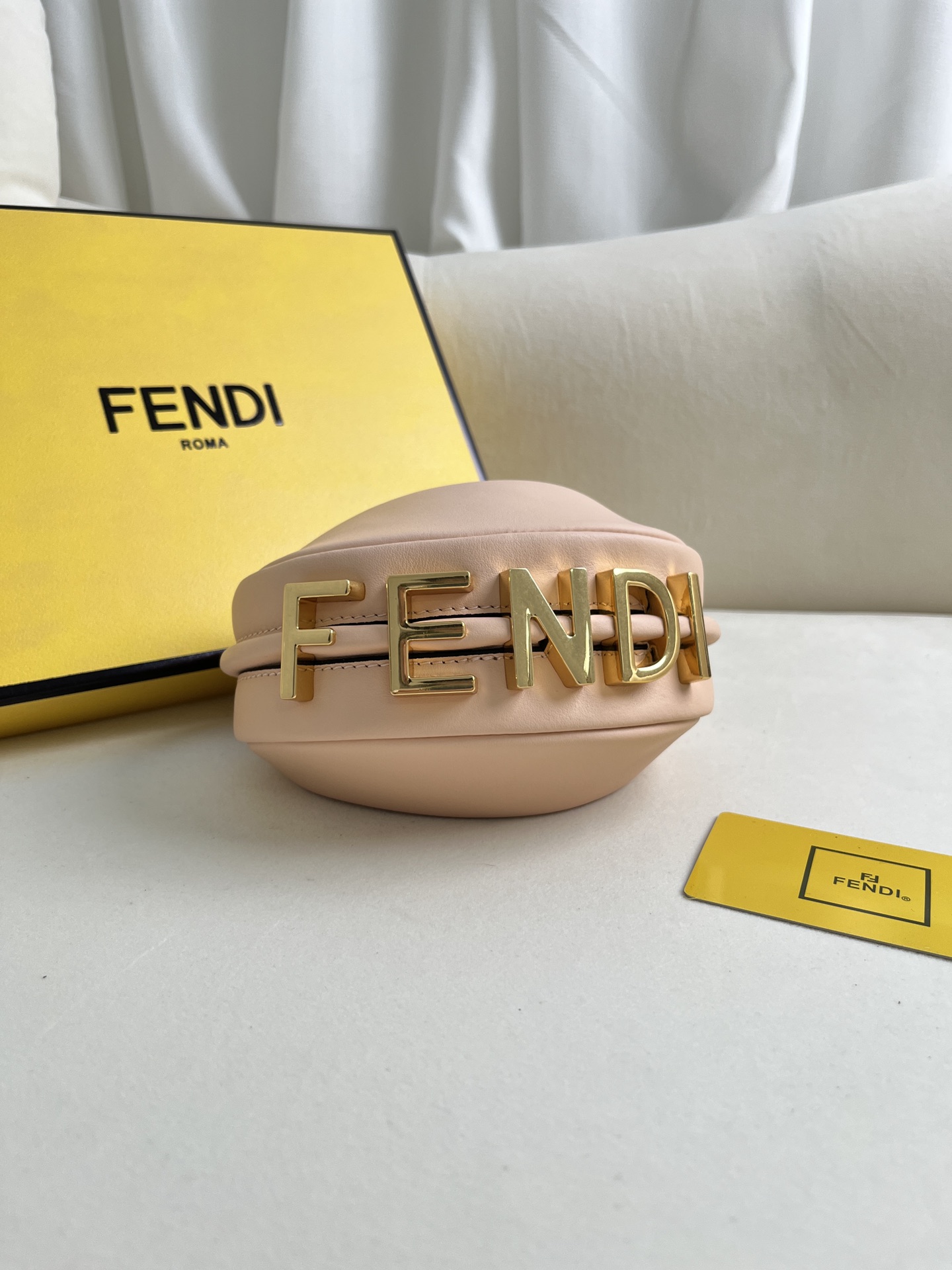 Fendi Fendipraphy Small Pink Leather Shoulder Bag, 16.5x14x5cm 9 i1682929664 5993 8