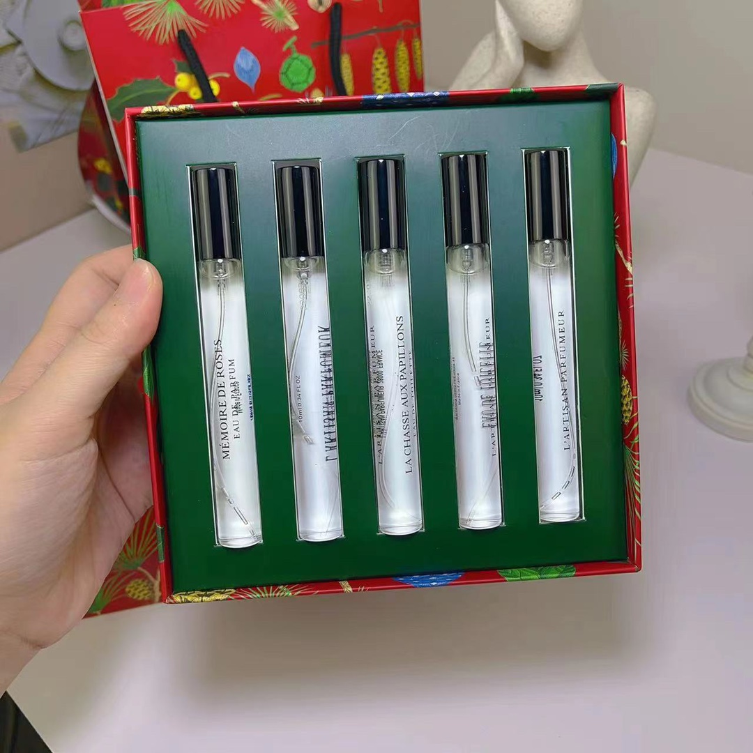 L'Artisan Parfumeur Holiday Limited Edition Travel Perfume Set - 5 x 10ml 2 i1682931815 2726 1