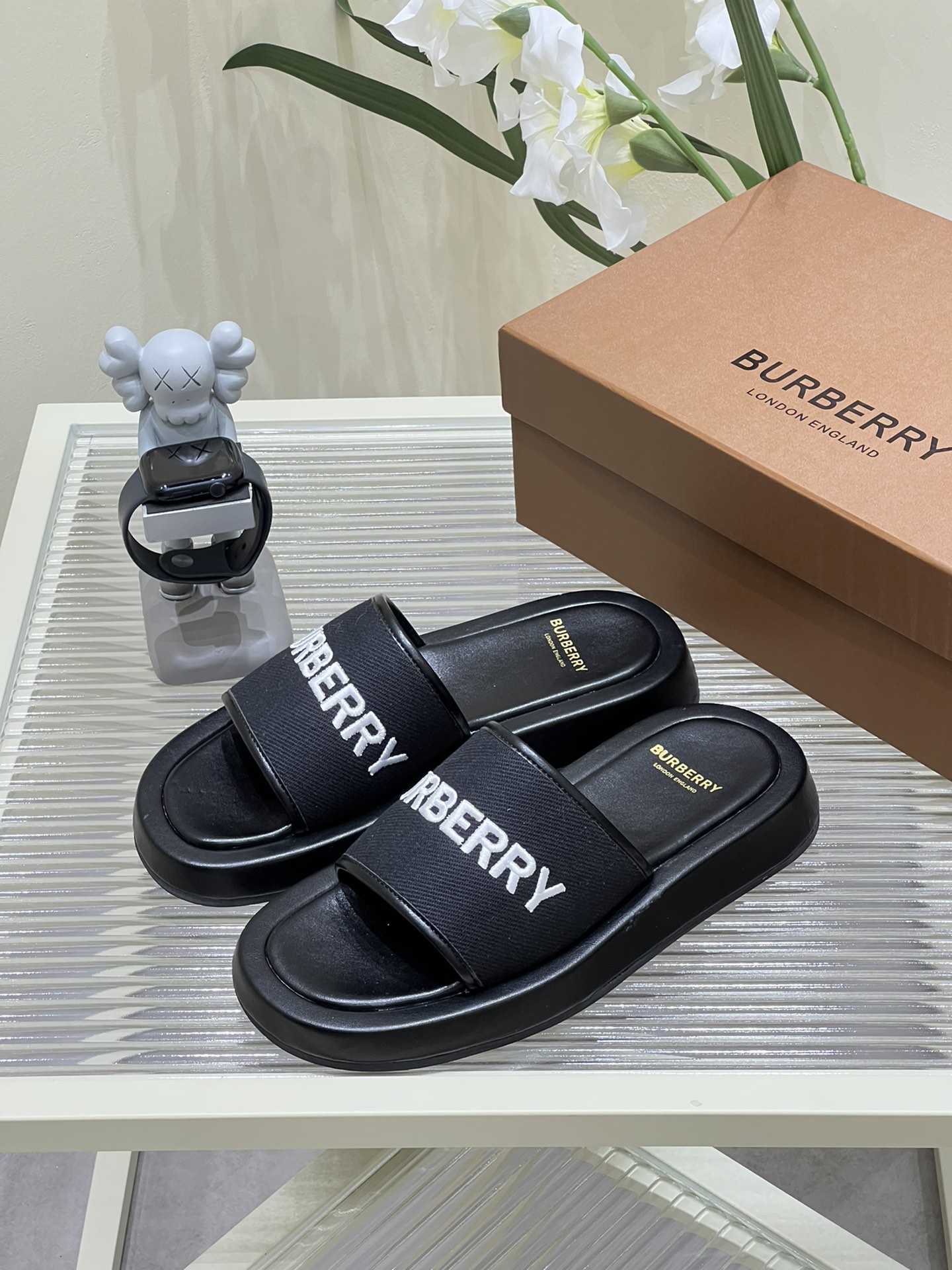 P200🌈 Tiro real exclusivo (versión superior) 2023ss Burberry Counter, las últimas pantuflas de suela gruesa,…