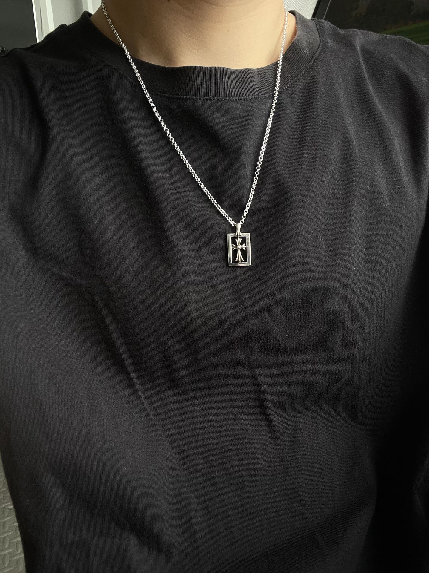Chrome Hearts 克罗心 镂空十字架吊坠项链
