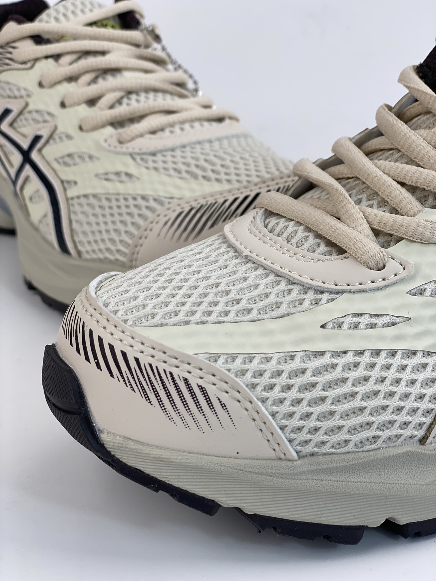 200 Asics Gel-Flux 4 版本 亚瑟士运动休闲透气专业跑鞋 1011A614-200