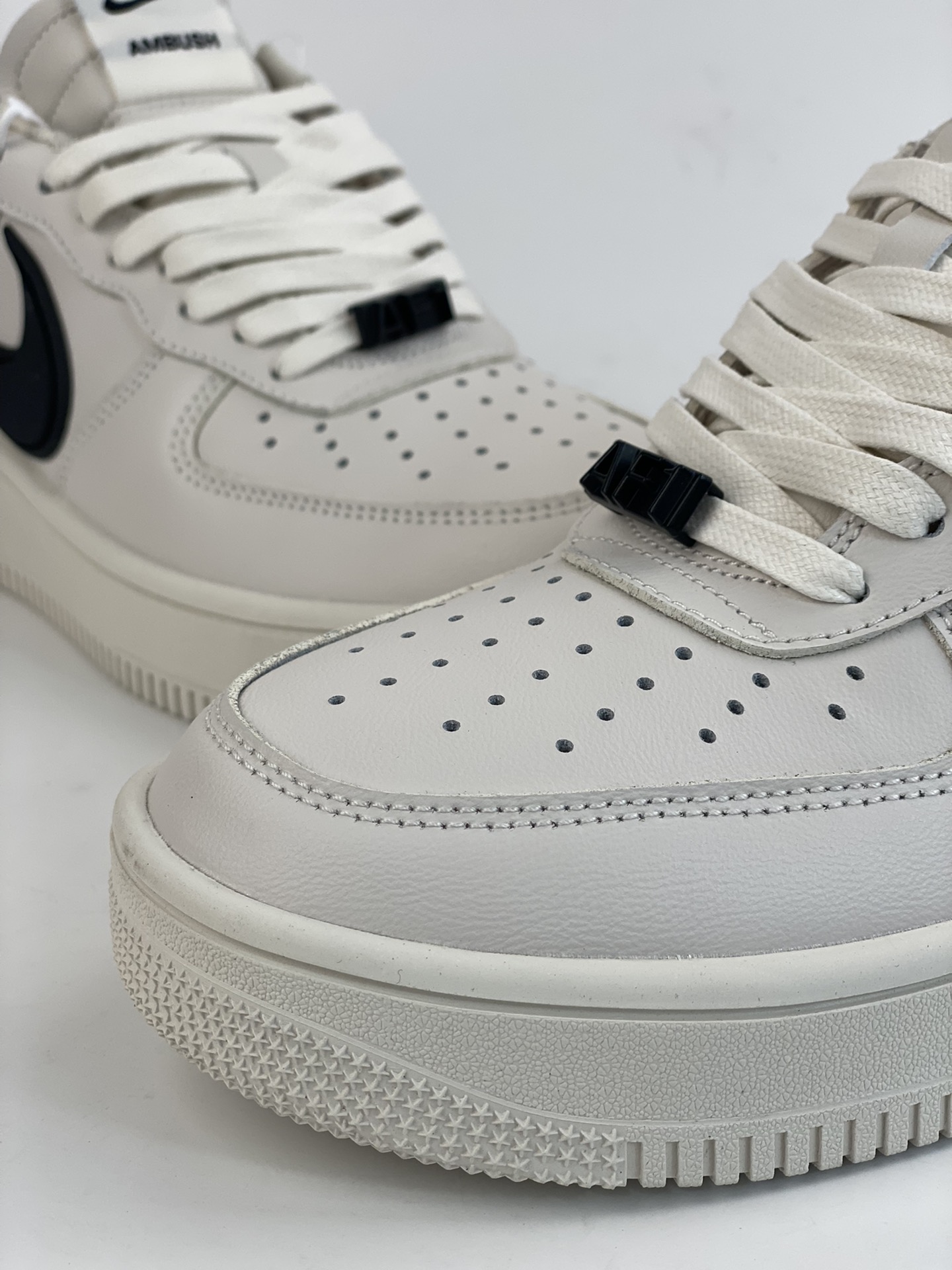 260 Ambush x Nike Air Force 1'07 Low ”white” 联名款  DV3464-002