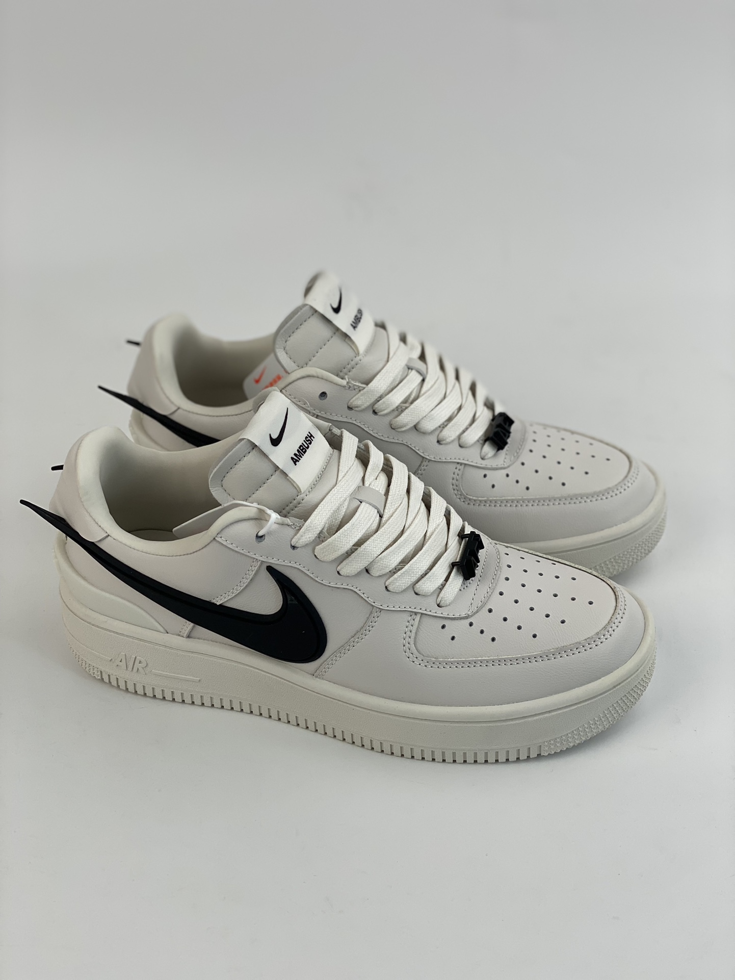 260 Ambush x Nike Air Force 1'07 Low ”white” 联名款  DV3464-002