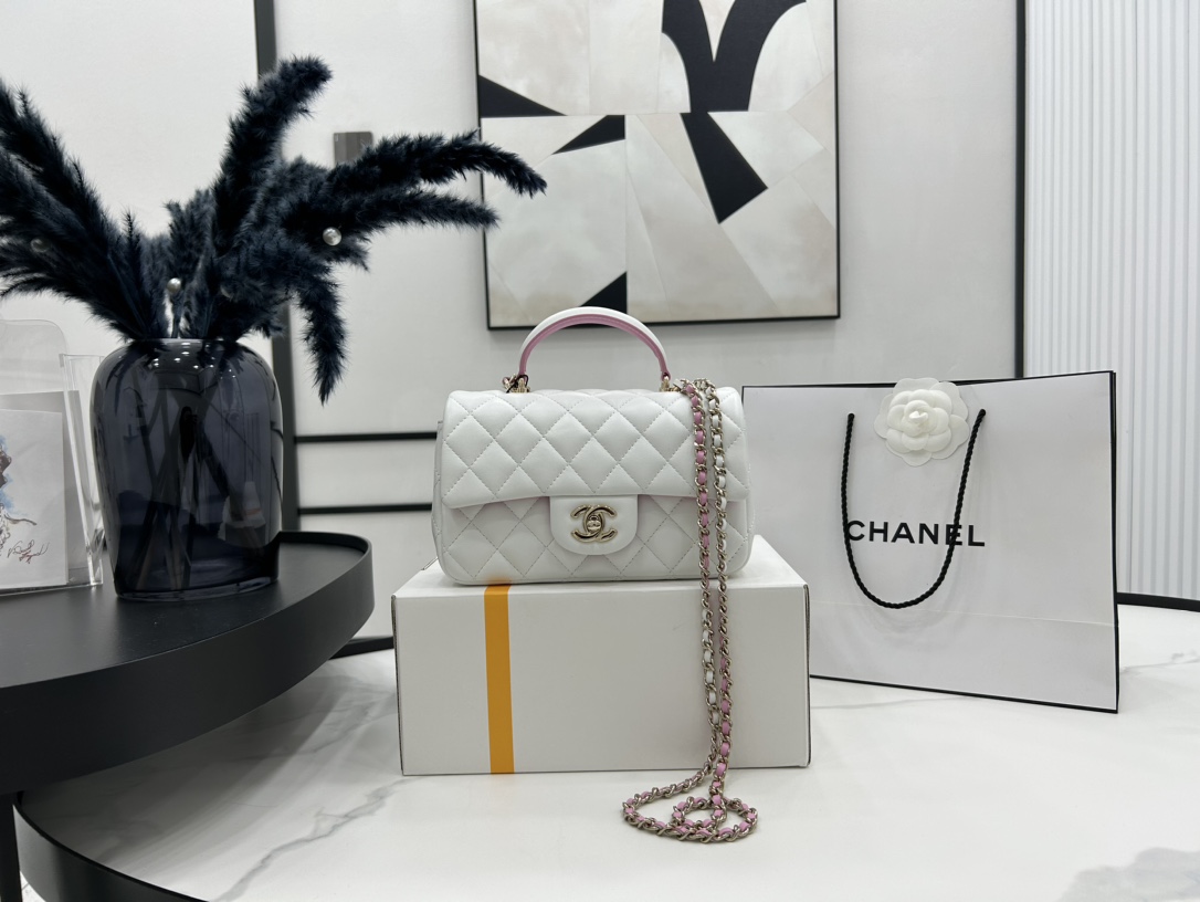 AS2431拼色羊皮Chanel23P最新MiniCFhandle手提包经典菱格口盖包饰以精致经典链子搭