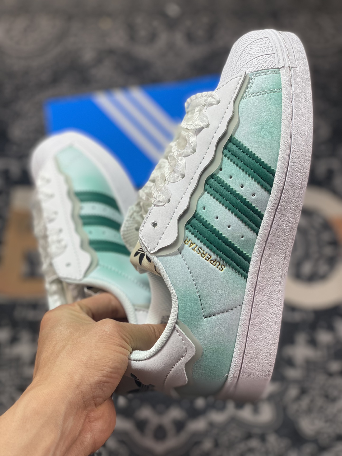 Adidas Originals Superstar ”Sail/Green/Lace” shell toe series low-top sneakers ”off-white green lace ice cream ribbon” GW4441