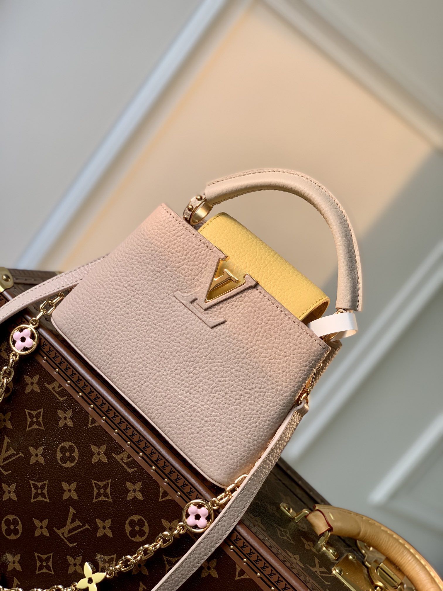 Louis Vuitton LV Capucines Bags Handbags Apricot Color Polishing Chains M22375