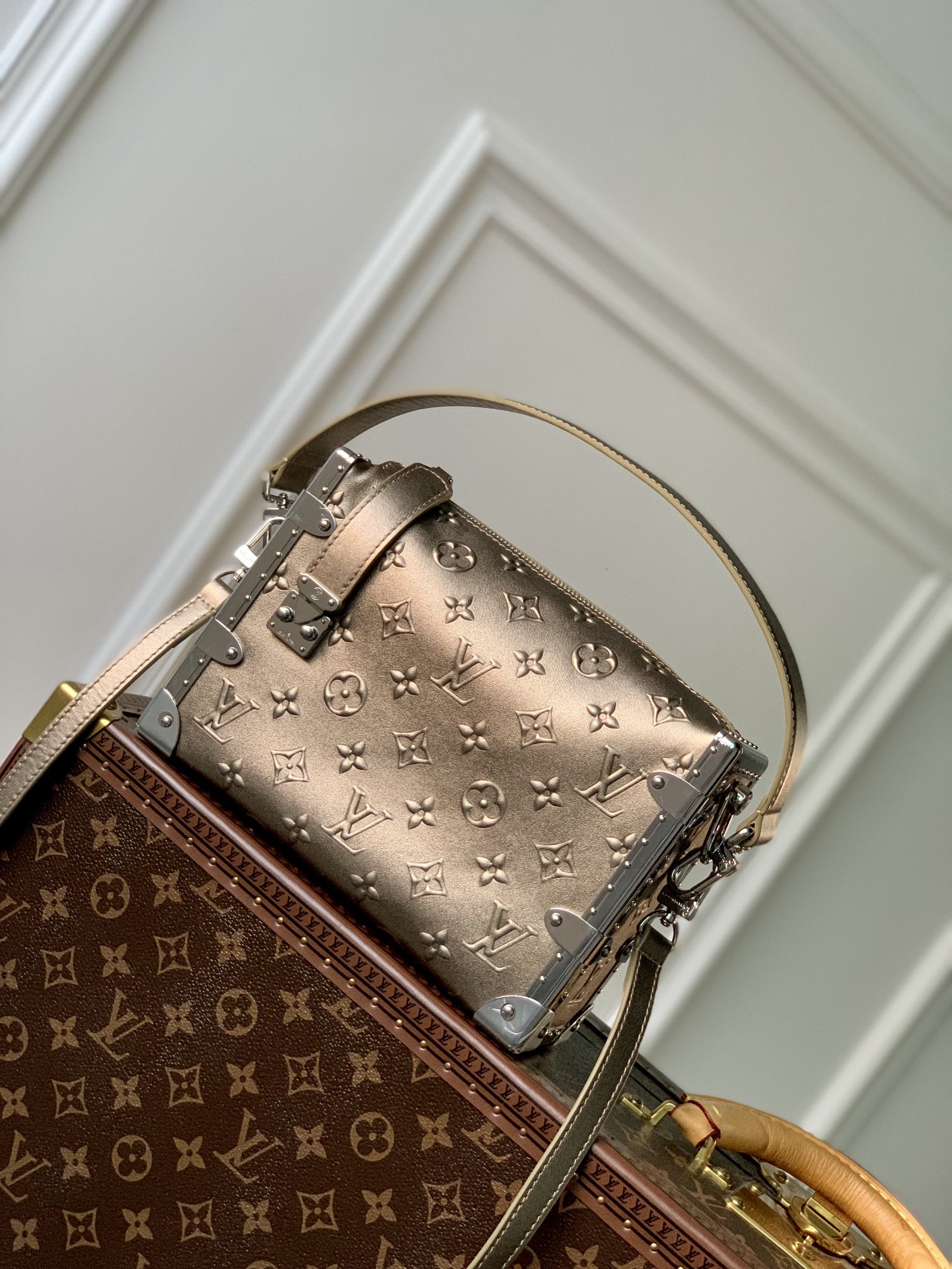 Quality Replica
 Louis Vuitton LV Petite Malle Handbags Crossbody & Shoulder Bags Cowhide M21477