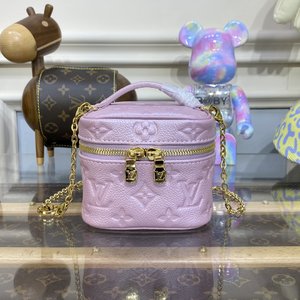 Louis Vuitton Handbags Cosmetic Bags Green Pink Empreinte​ Vanity Chains M82168