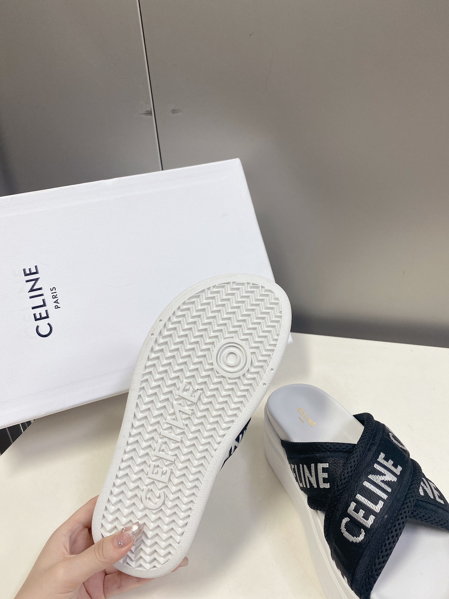 思琳Celine23新款BLock网