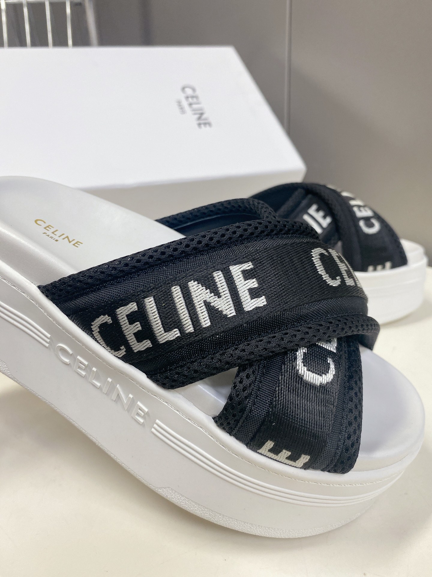 思琳Celine23新款BLock网