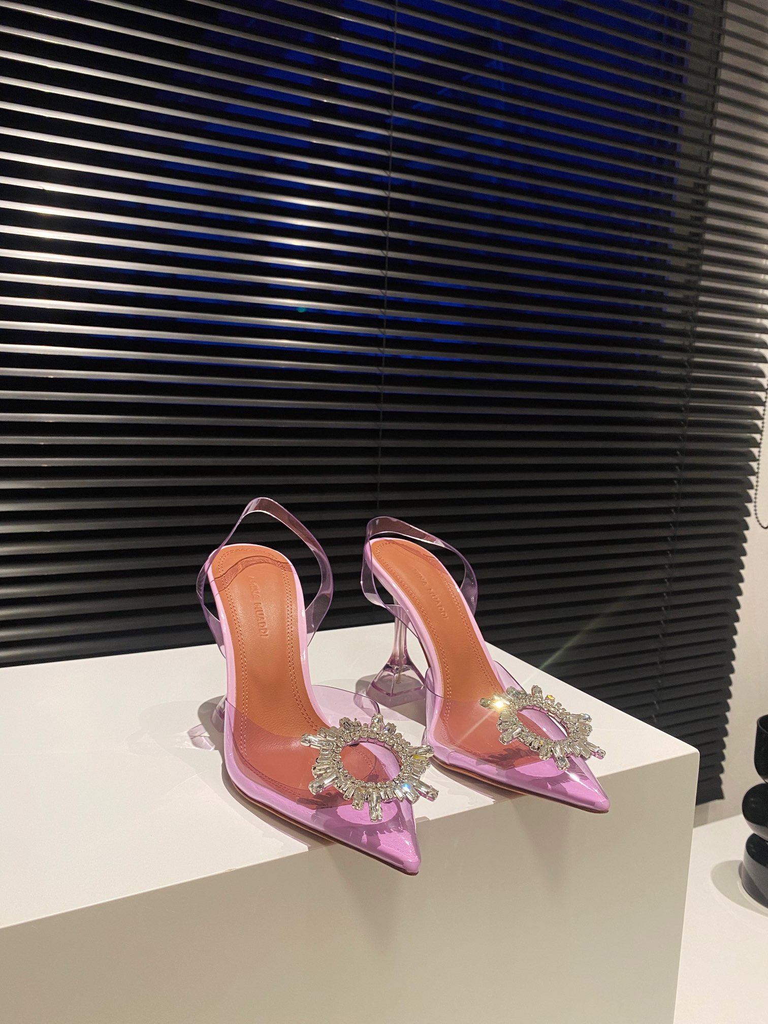 AMINA MUADDI Escarpins en PVC transparent pour femme, élégants et raffinés - version premium