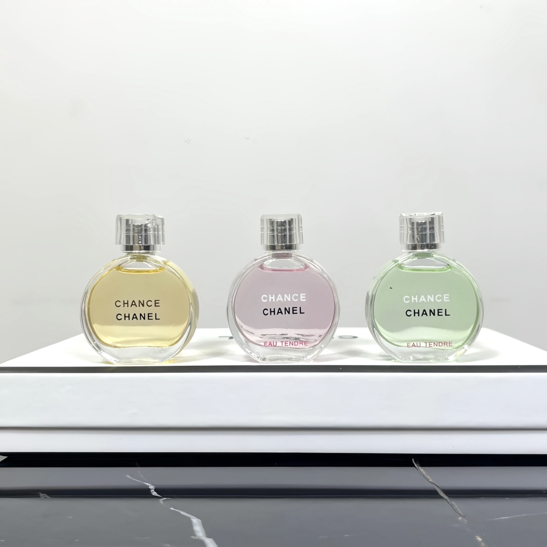 Chanel Haute Couture Artisanal Perfumery Haute Fragrance Scent Perfume 5