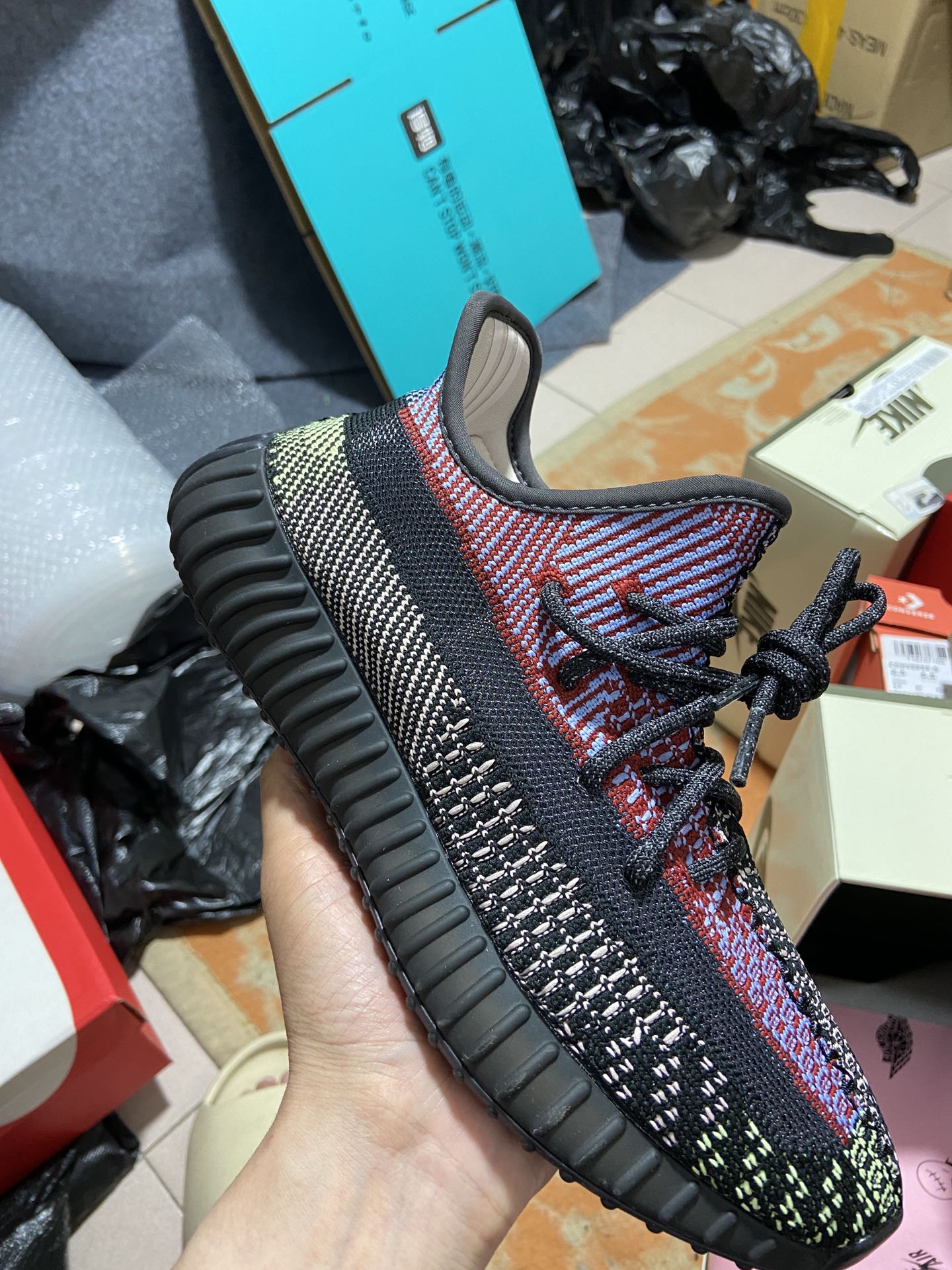 Yeezy350黑红天使鞋码36-4