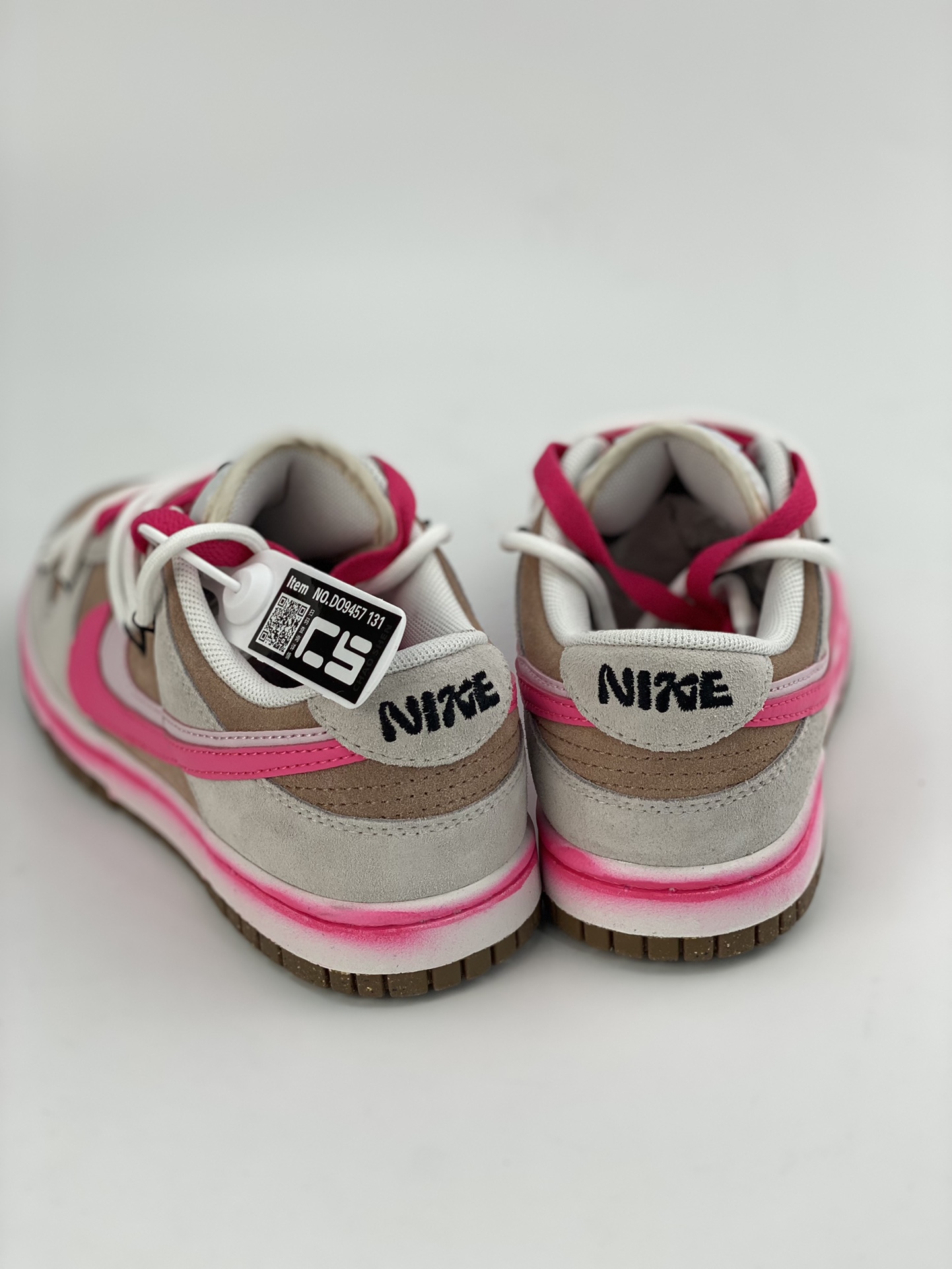 220 Nike SB Dunk Low 蜜桃乌龙 粉白渐变 双勾定制 DO9457-131