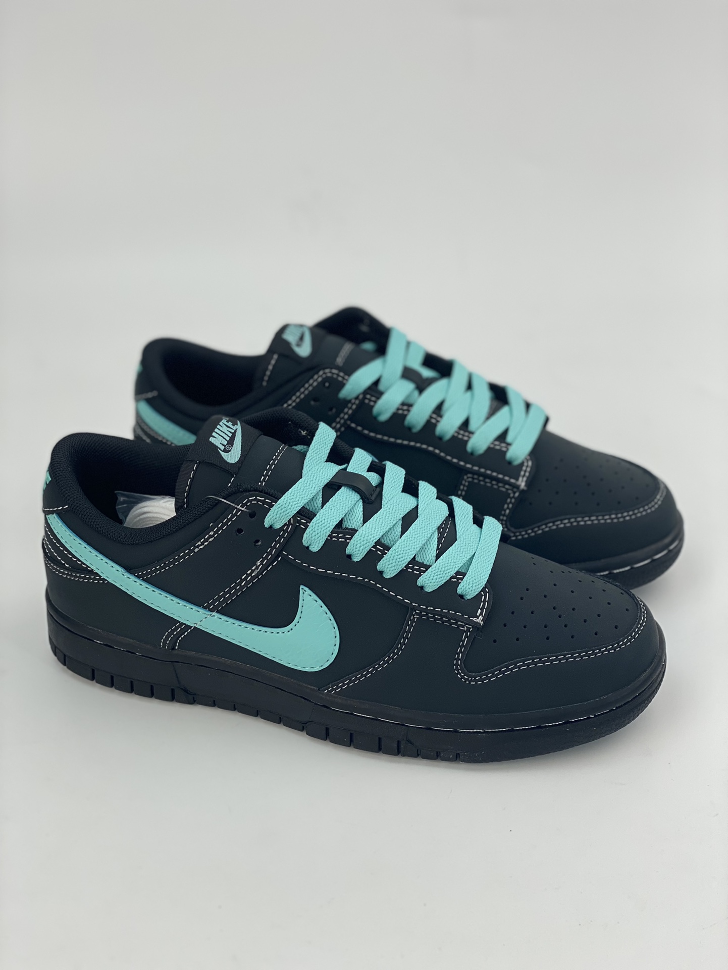 220 Nike SB Dunk Low Retro 蒂芙尼/Tiffany & Co.Blue 出品 GT0627-332