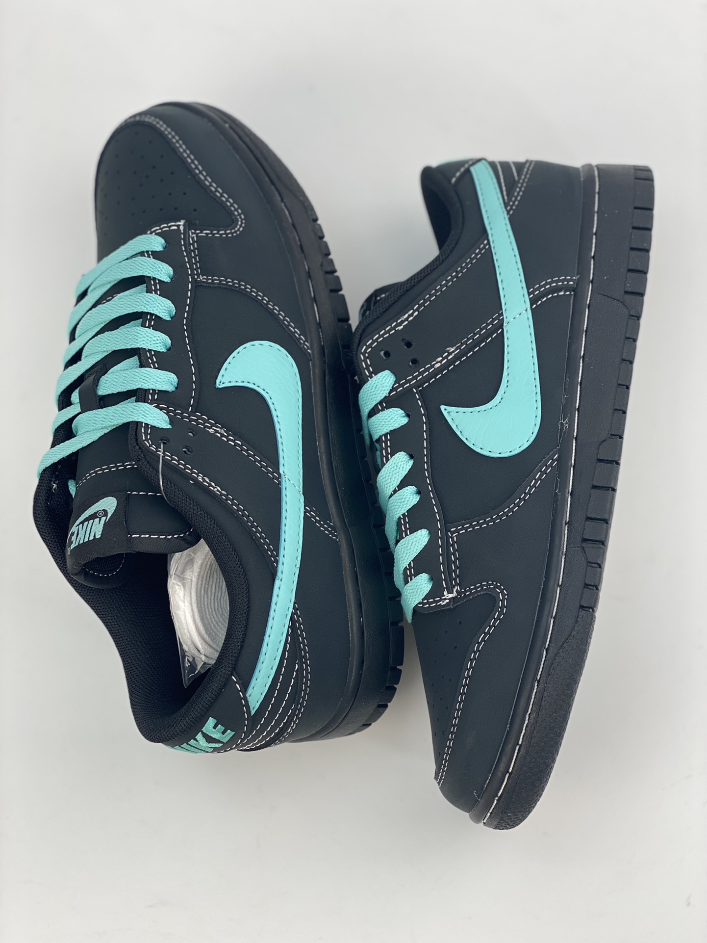 220 Nike SB Dunk Low Retro 蒂芙尼/Tiffany & Co.Blue 出品 GT0627-332