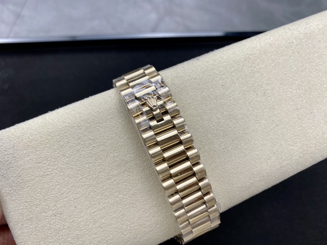 SK厂 劳力士Rolex 双历 星期日志型系列 40mm 自動巻き腕時計