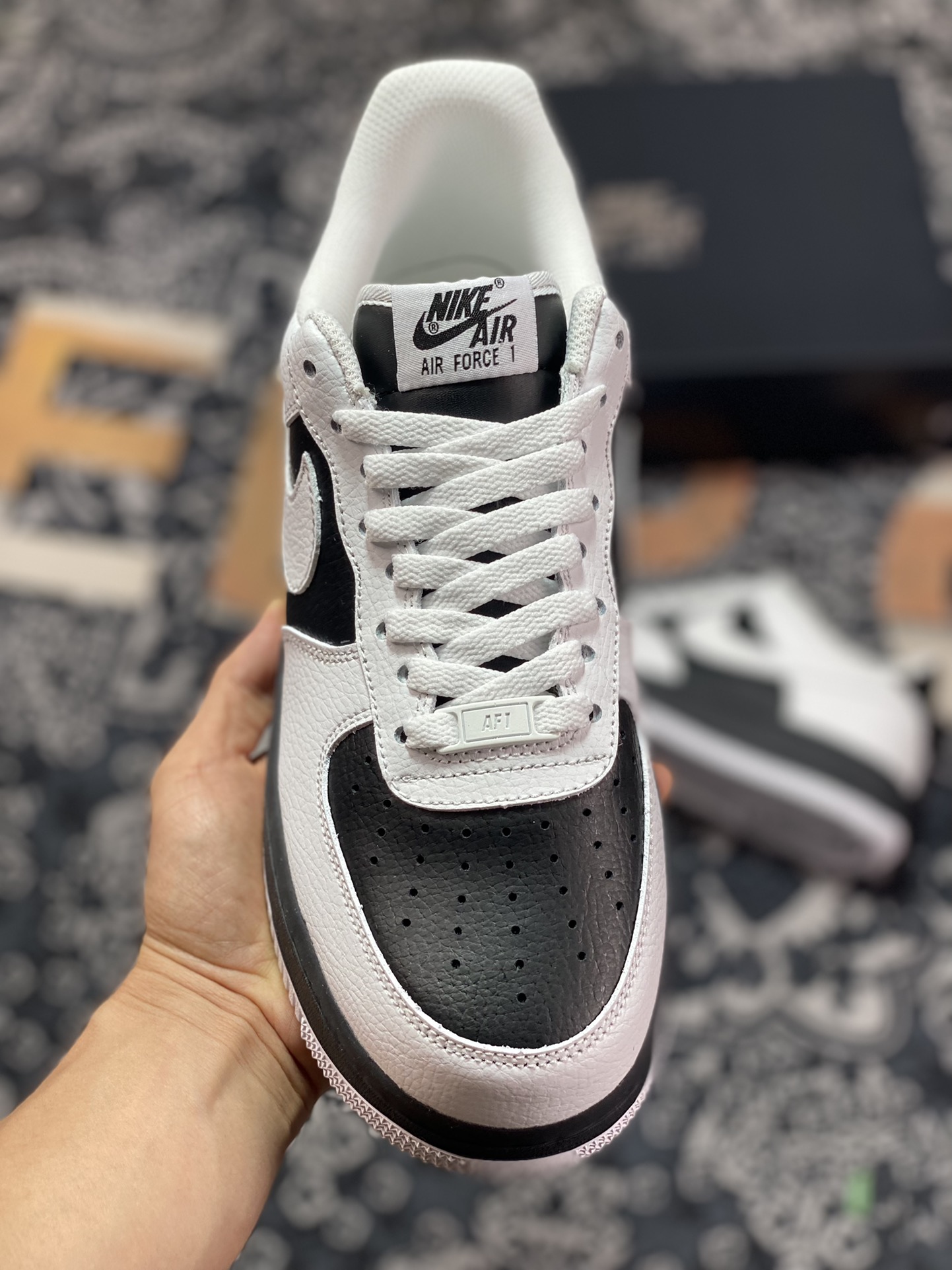 Nike Air Force 1'07 Low”White/Black/Panda Air Force One Classic Low-top Sneakers ”Leather Flip White and Black Panda” JP6516-811