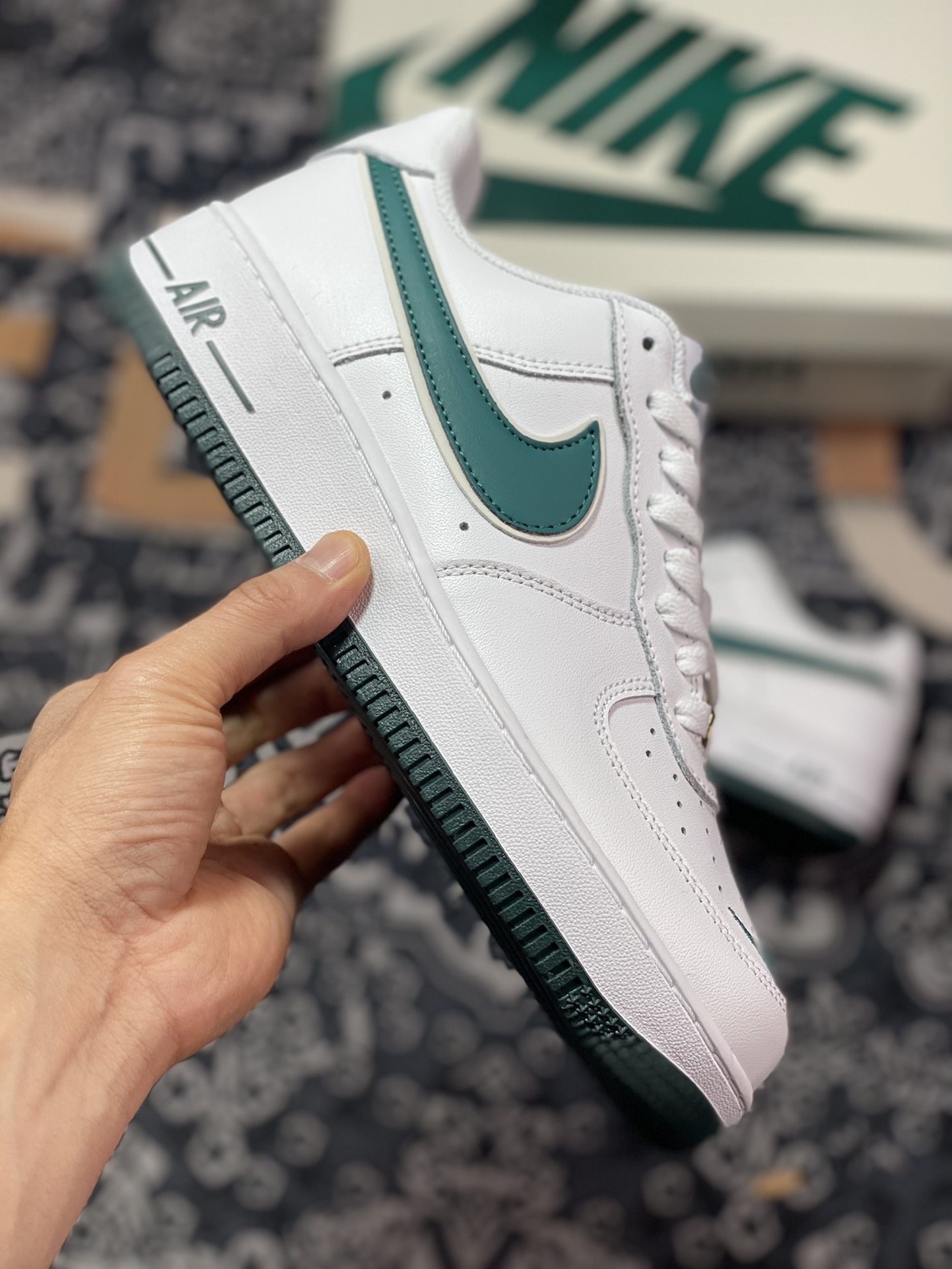 Nike Air Force 1 '07 Low QS ”White/University Blue Mini Swoosh” Air Force One Sneakers CV5696-966