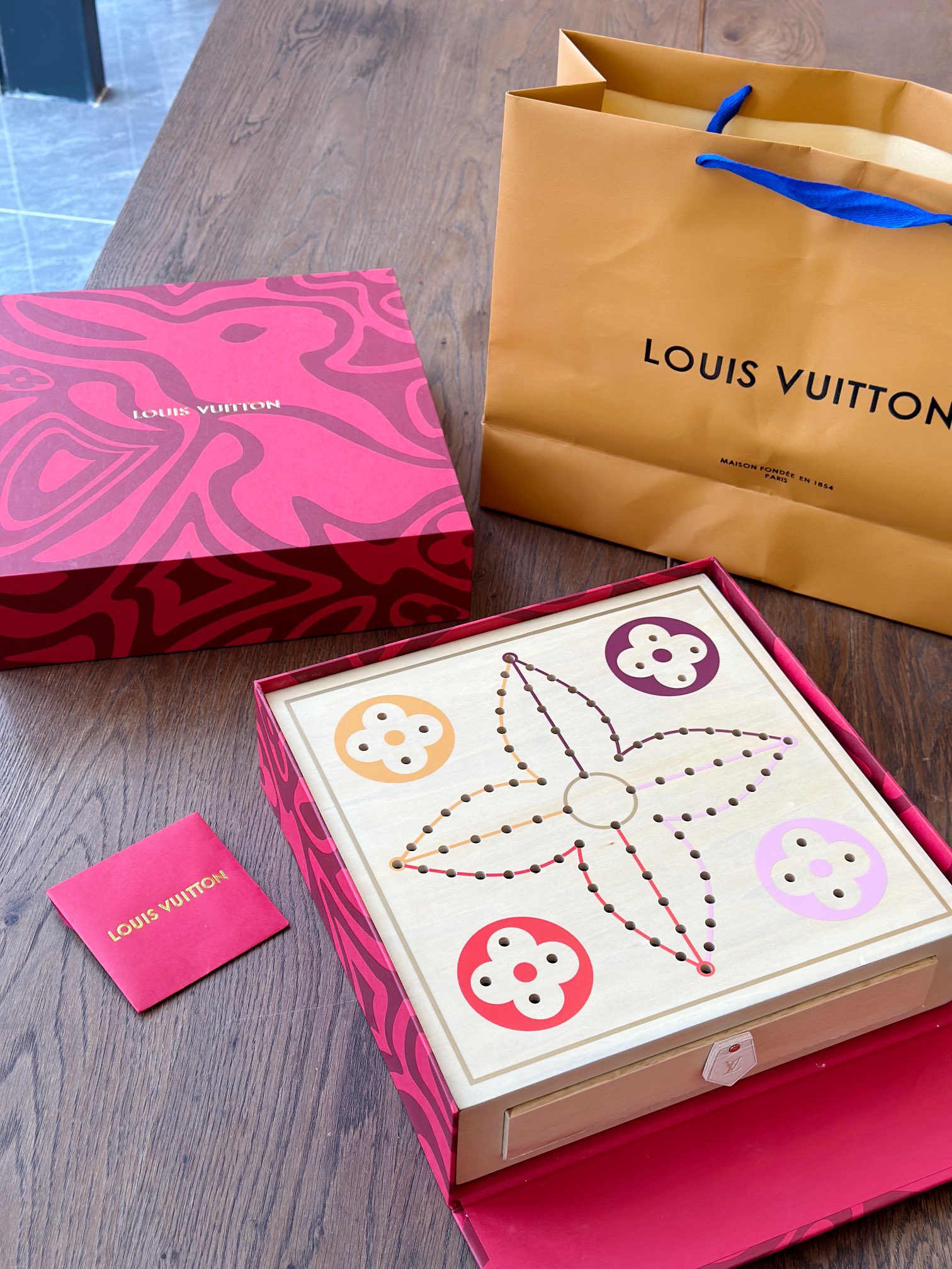 路易威登 Louis Vuitton 高定典藏名品高定成衣时装外套连衣裙衬衫T恤 #8DAE7BC2 3