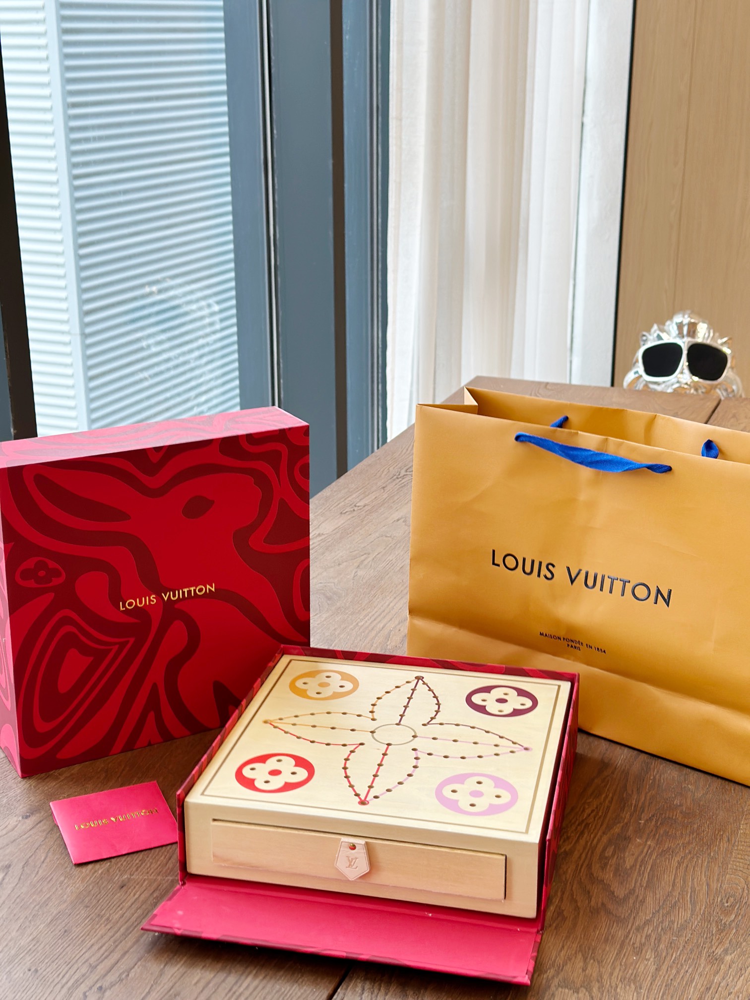 路易威登 Louis Vuitton 高定典藏名品高定成衣时装外套连衣裙衬衫T恤 #8DAE7BC2 6