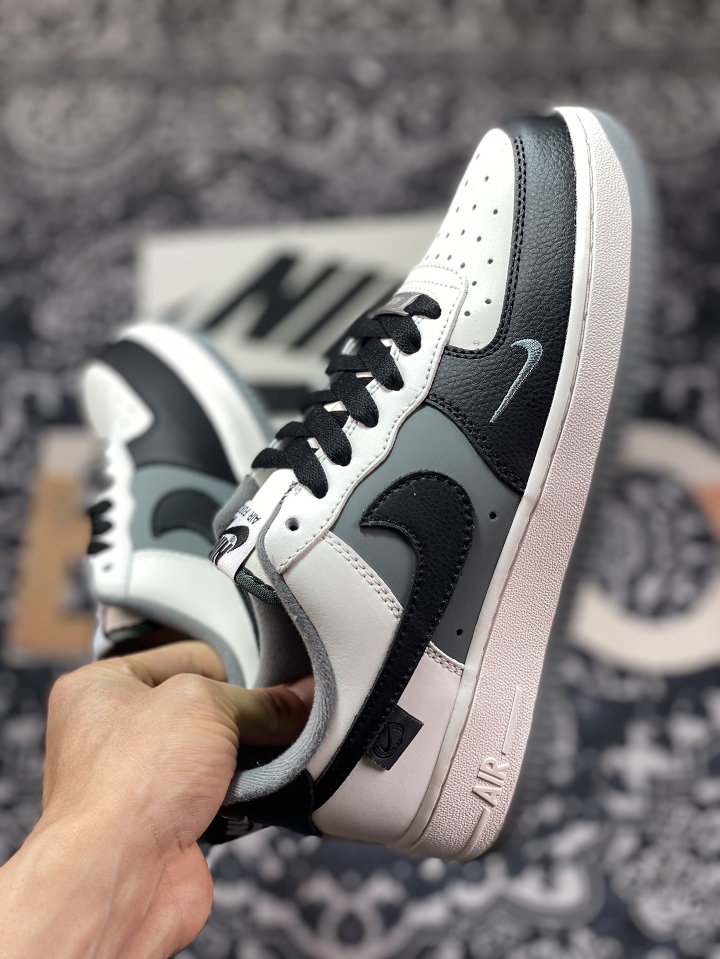 Nike Air Force 1 '07 Low QS ”Black/Sail White/Grey Mini Swoosh” Air Force One Sneakers ”Splicing Black, Rice and Gray Small Swoosh” DB3301-066