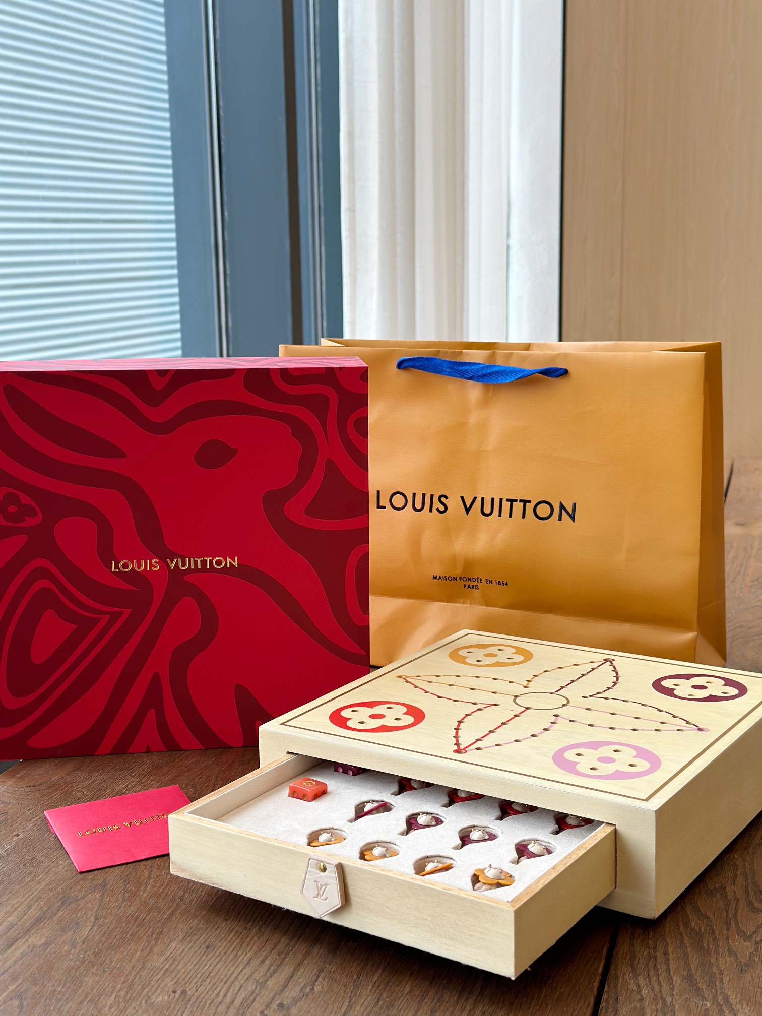 路易威登 Louis Vuitton 高定典藏名品高定成衣时装外套连衣裙衬衫T恤 #8DAE7BC2 8