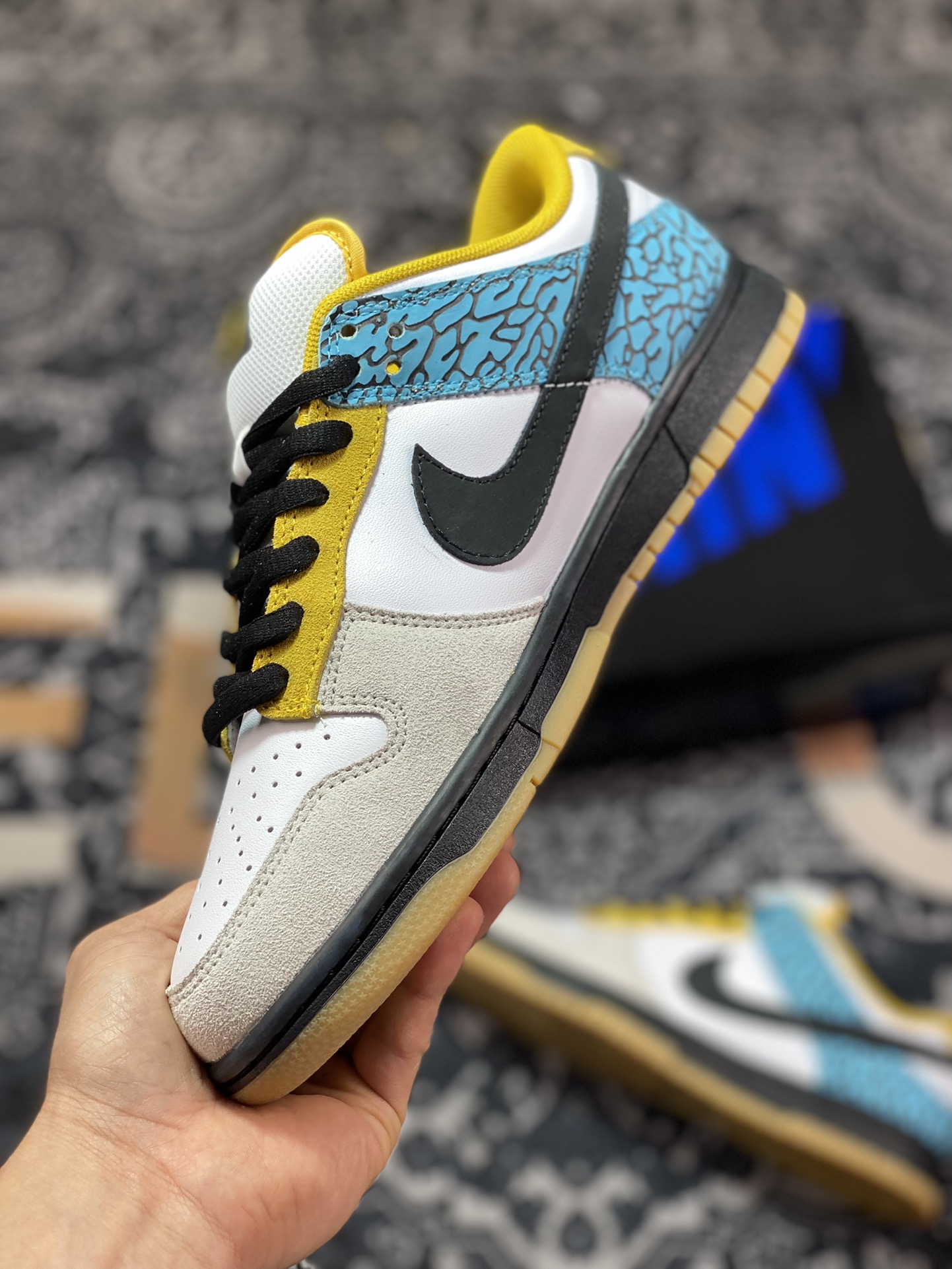 Nike SB Dunk Low Pro ”Elephant” dunk series low-top sneakers ”white, light gray, black and blue elephant crackle” 314142-061