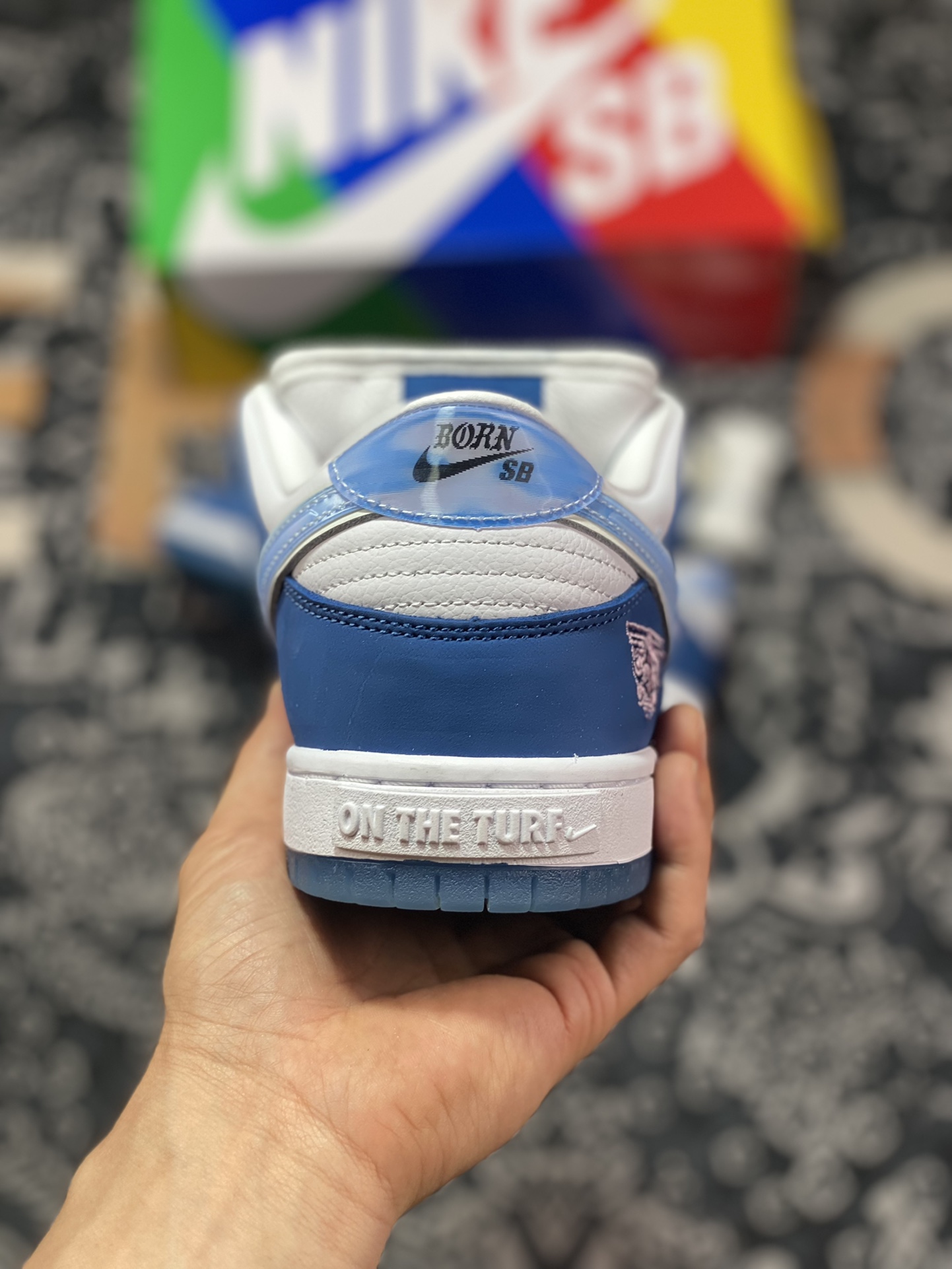 Born x Raised x Nike SB Dunk Low ”One Block at a Time” dunk shoes ”White and blue holographic laser snowflake punching” FN7819-400