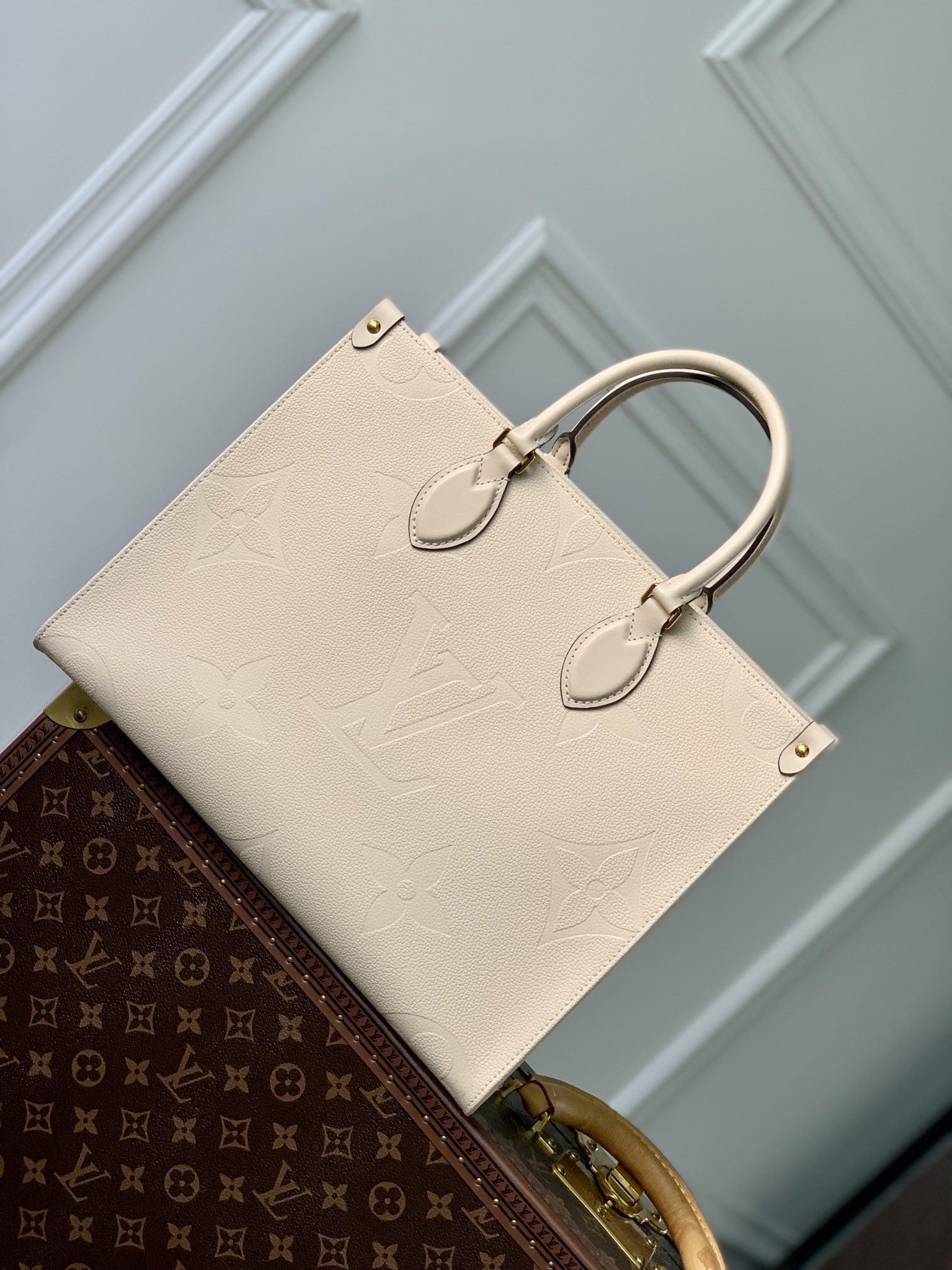 Louis Vuitton LV Onthego Bags Handbags White Empreinte​ M45595