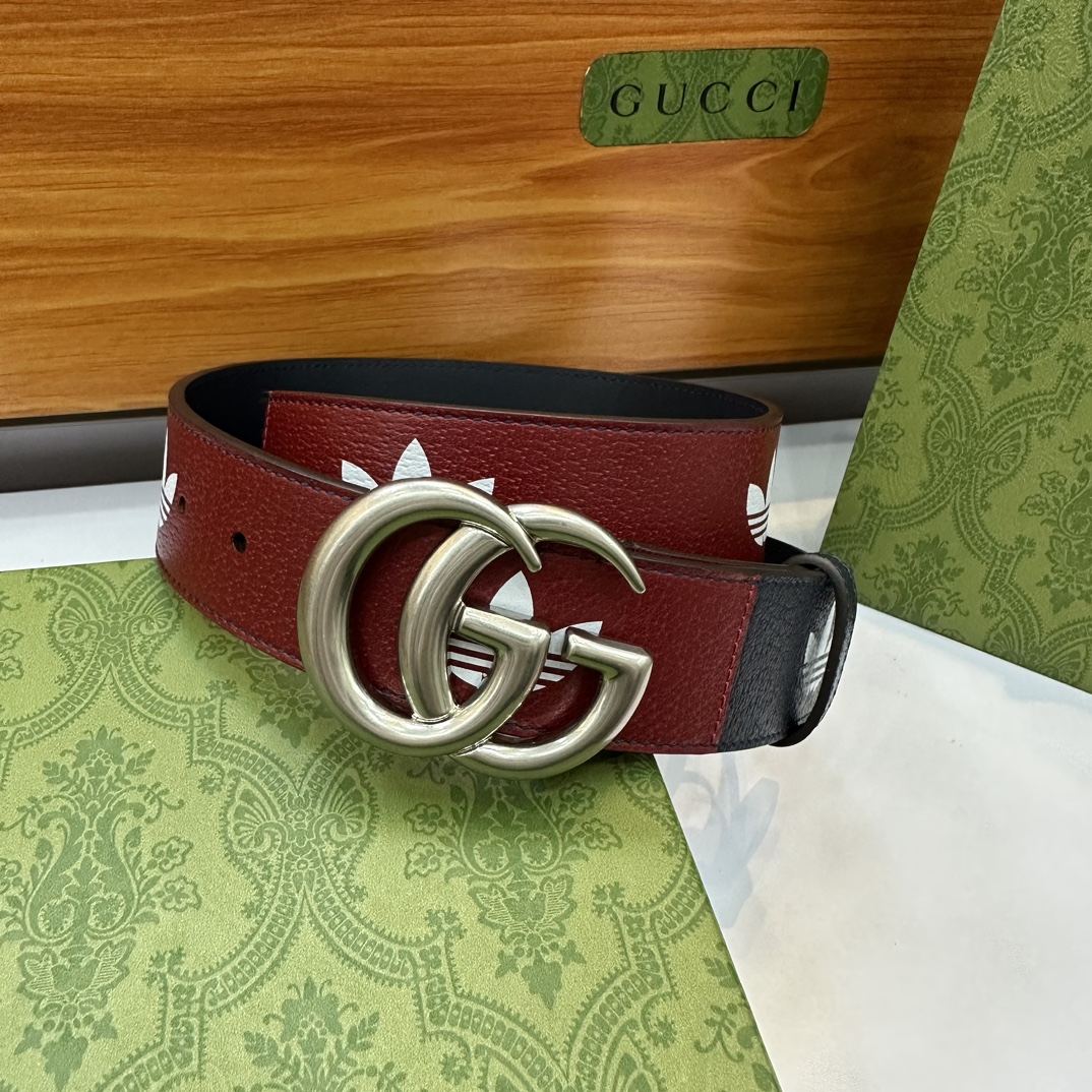 Gucccci&adidass三叶草
