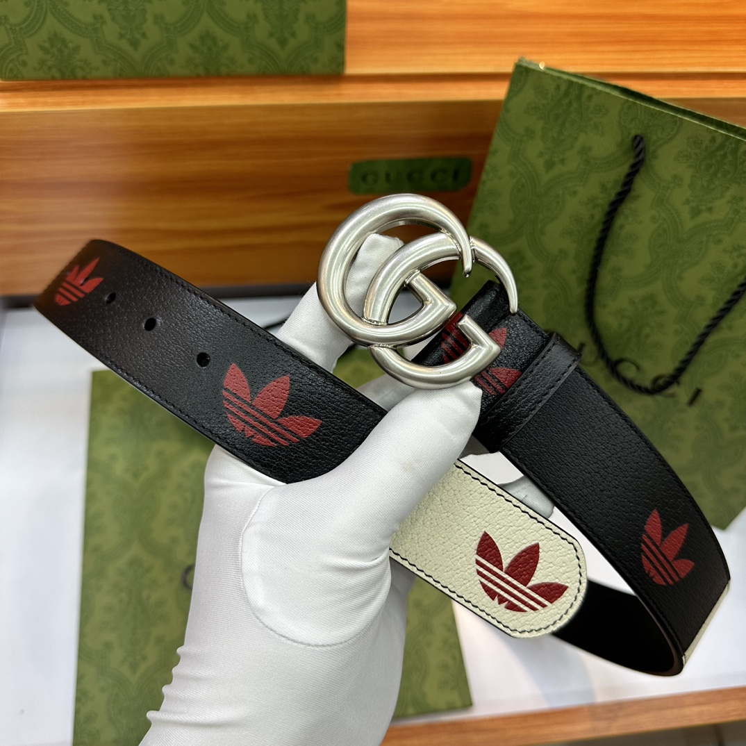 Gucccci&adidass三叶草