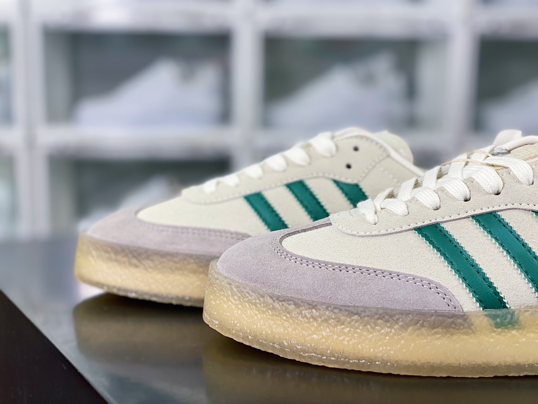 Adidas Originals 8th Street Samba ”Chalk White” Samba Street Series Low-top Sneakers ”Gray and Dark Green Rubber Sole” ID7297