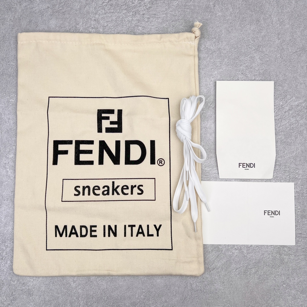 图片[9]-＃S版纯原 FENDI 芬迪 Match sneaters低帮运动鞋 独家定制 全身20几个细节点全部做到一致还原 吊打市面所有版本 独家原装套装配件官方同源 渠道原装订单 全套专柜包装物及配件#鞋底嵌入核心防伪芯片感应装置 FENDI芬迪match最新爆款情侣款运动鞋板鞋原版购入 高工艺无缝细空胶技术 贴楦误差0.05mm,鞋底采用固特异内外锁死工艺 最大限度弯折永不开胶 原鞋一致效果环保无味 鞋面采用麂皮和皮革拼接组合 logo内里采用毛巾绒里 上脚超级柔软 轻便 舒适搭配卫衣 尺码：35 36 37 38 39 40 41 42 43 44 45-选品中心