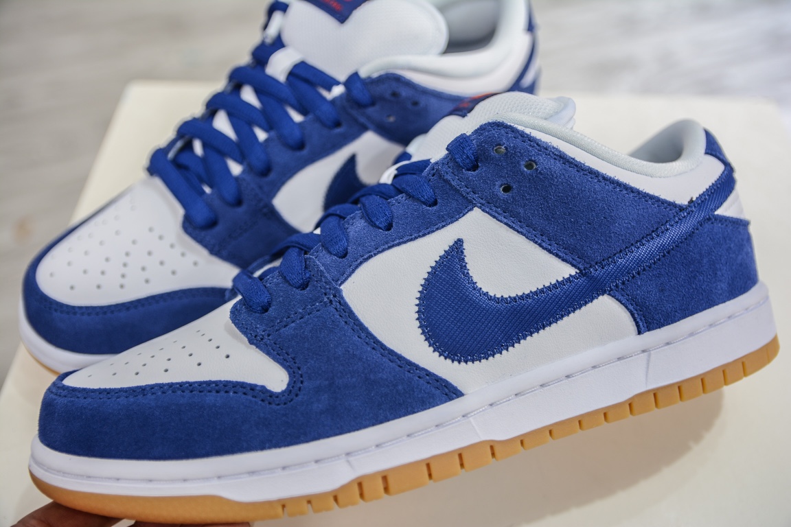 G Edition Nike SB DUNK Low White and Blue Los Angeles Dodgers DO9395-400