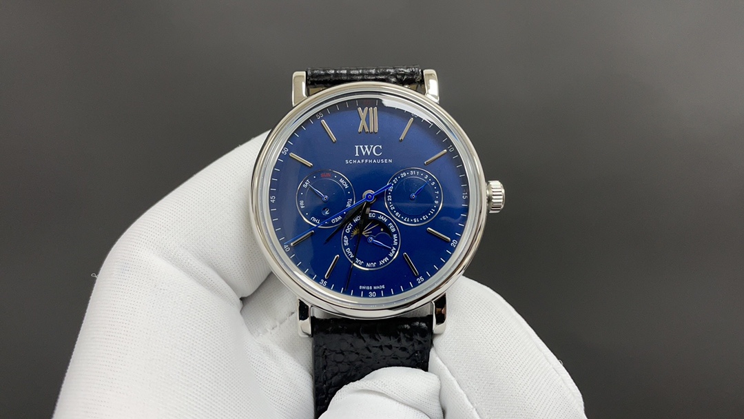 IWC Orologio da Polso Blu Pelle di vitello bovina