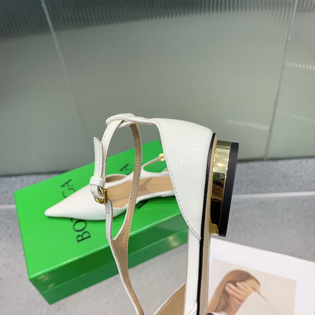 Bottega Veneta BV Rocket T’s Ballerina Flat-Head Shoes Review: Quality Italian craftsmanship, elegant design, and versatile color options. - 图片 9