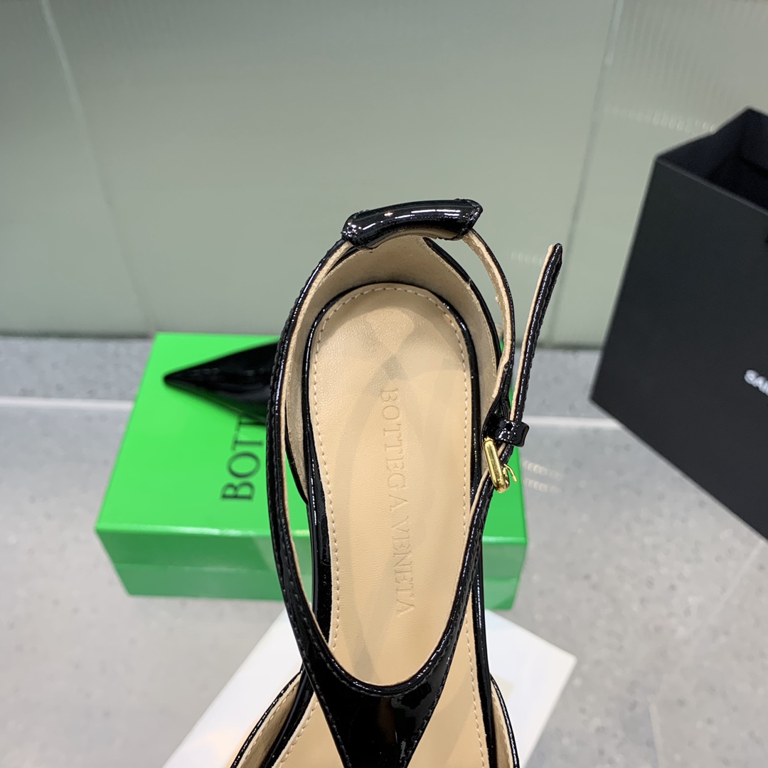 Bottega Veneta BV Rocket T’s Ballerina Flat-Head Shoes Review: Quality Italian craftsmanship, elegant design, diverse colors, premium materials. - 图片 8