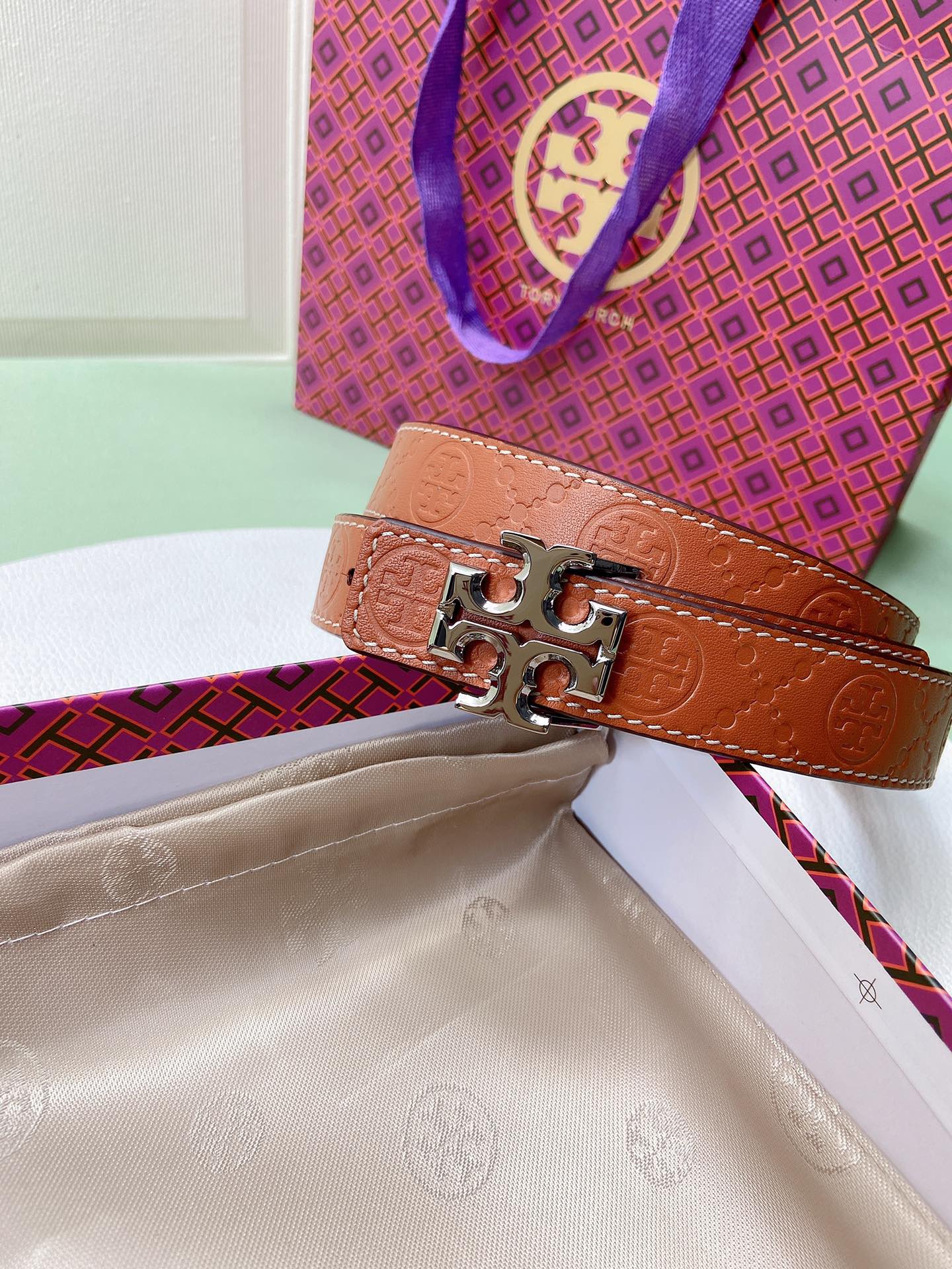 ToryBurch托里.伯奇呈献全新