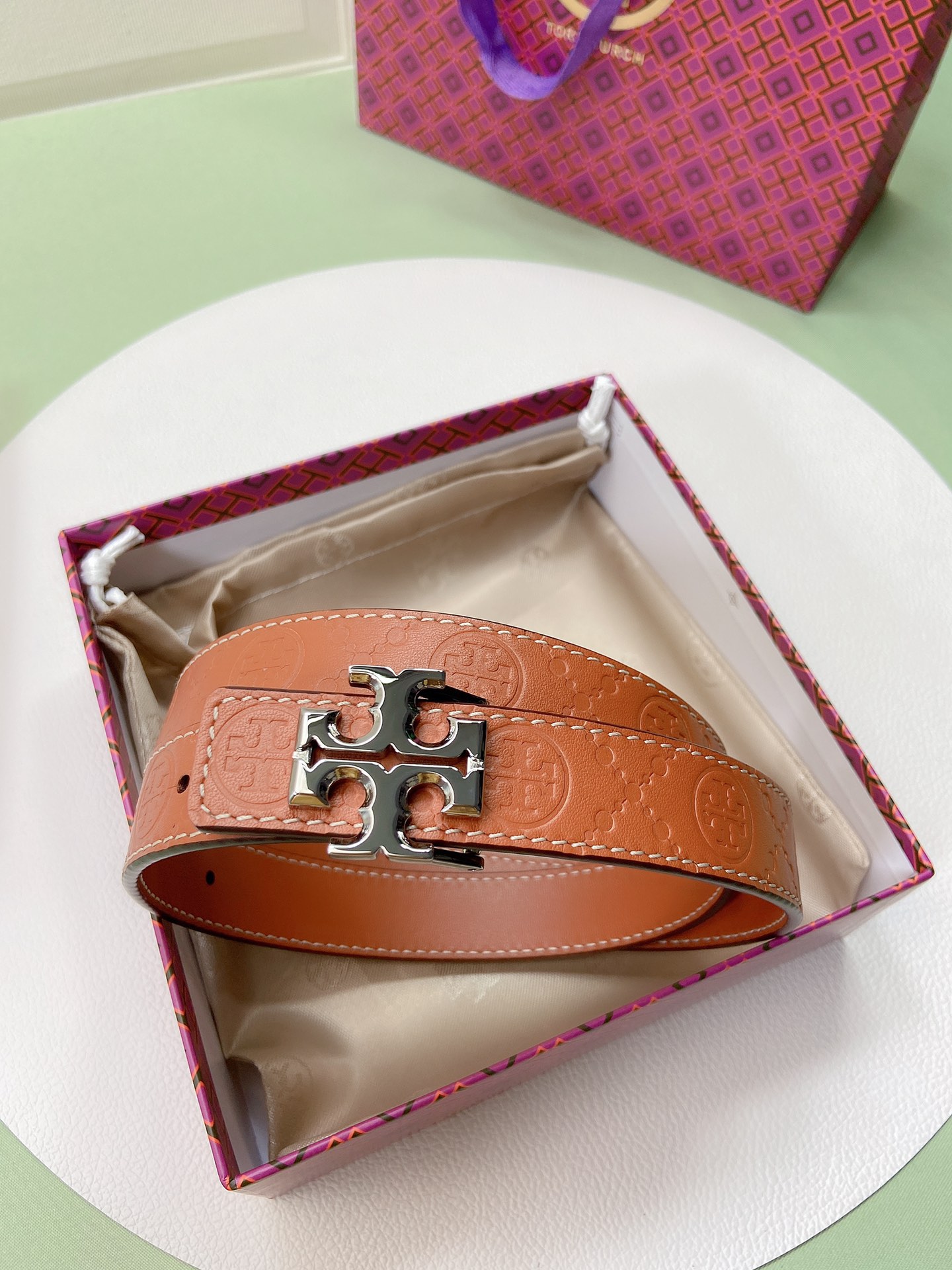 ToryBurch托里.伯奇呈献全新
