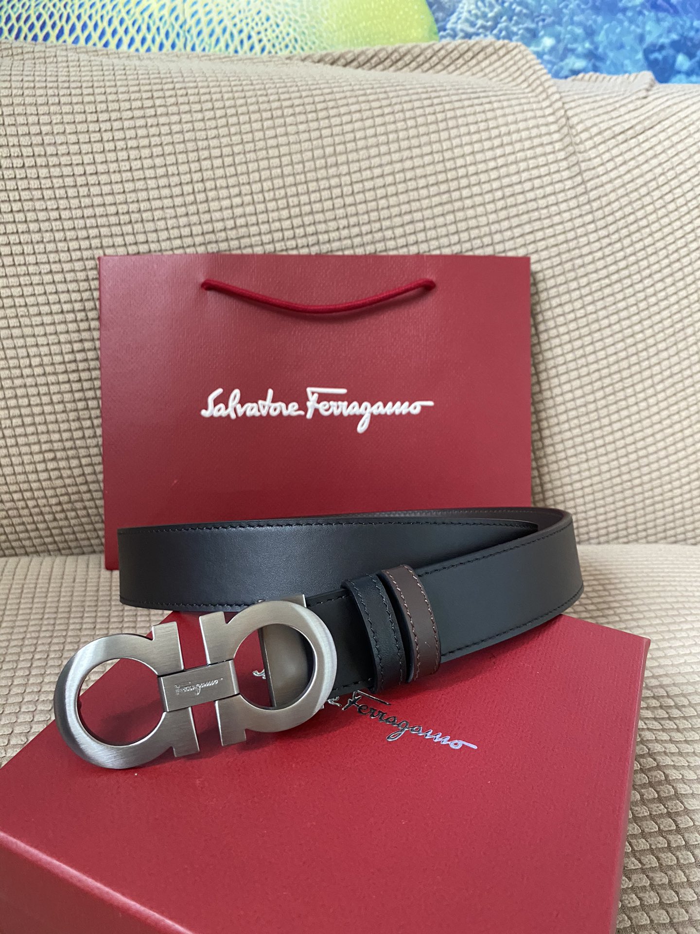 配全套包装盒菲拉格慕Ferragamo双面牛皮正品标准皮料商务休闲款回馈新老客户