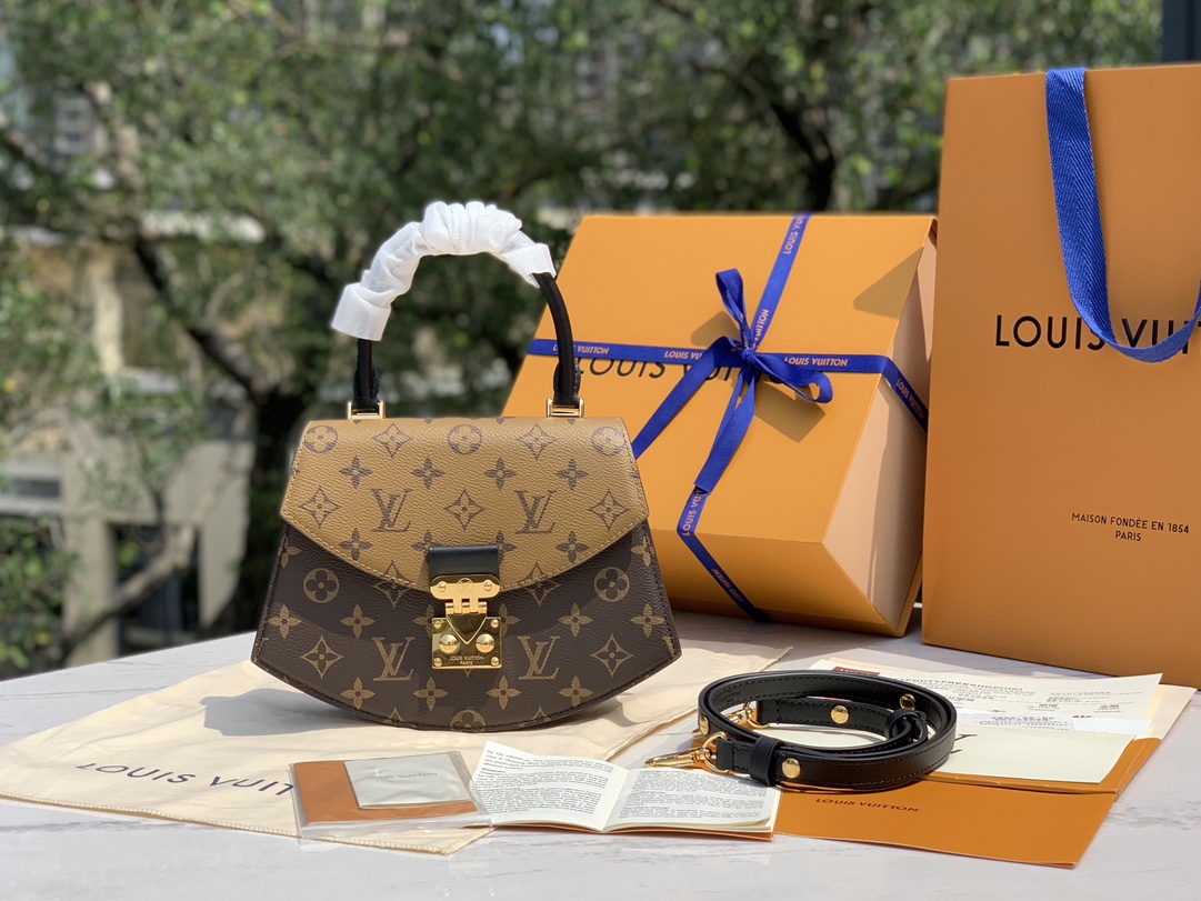 🌼尺寸24×18×7cm🇭🇰香港贸易公司订单！Lv23年又一新款上市M46548中古包系列 Tilsit