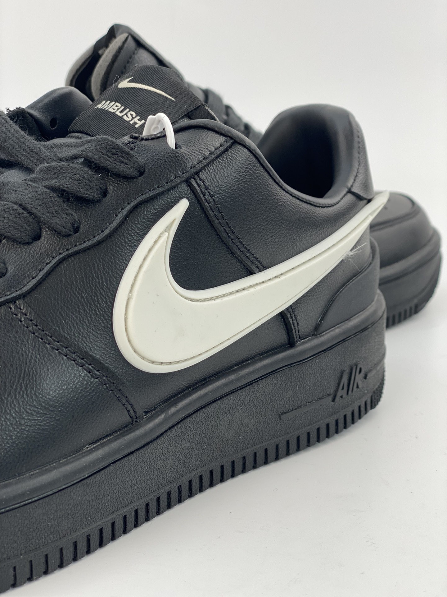 260 Ambush x Nike Air Force 1'07 Low "white" 联名款 DV3464-001