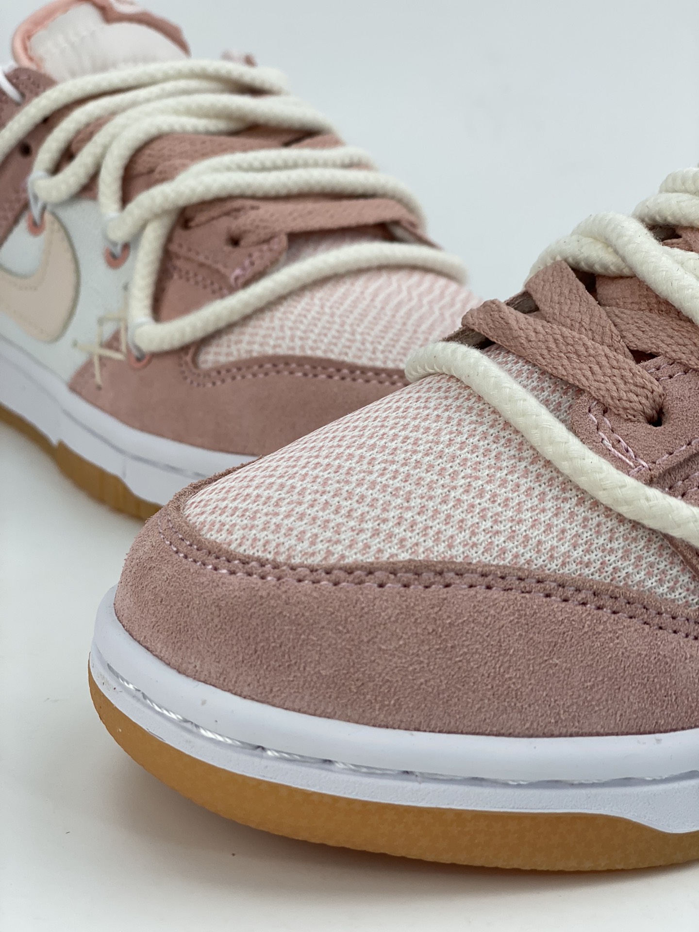 Nike SB Dunk Low Deconstructed Drawstring Low Top DJ5318-640